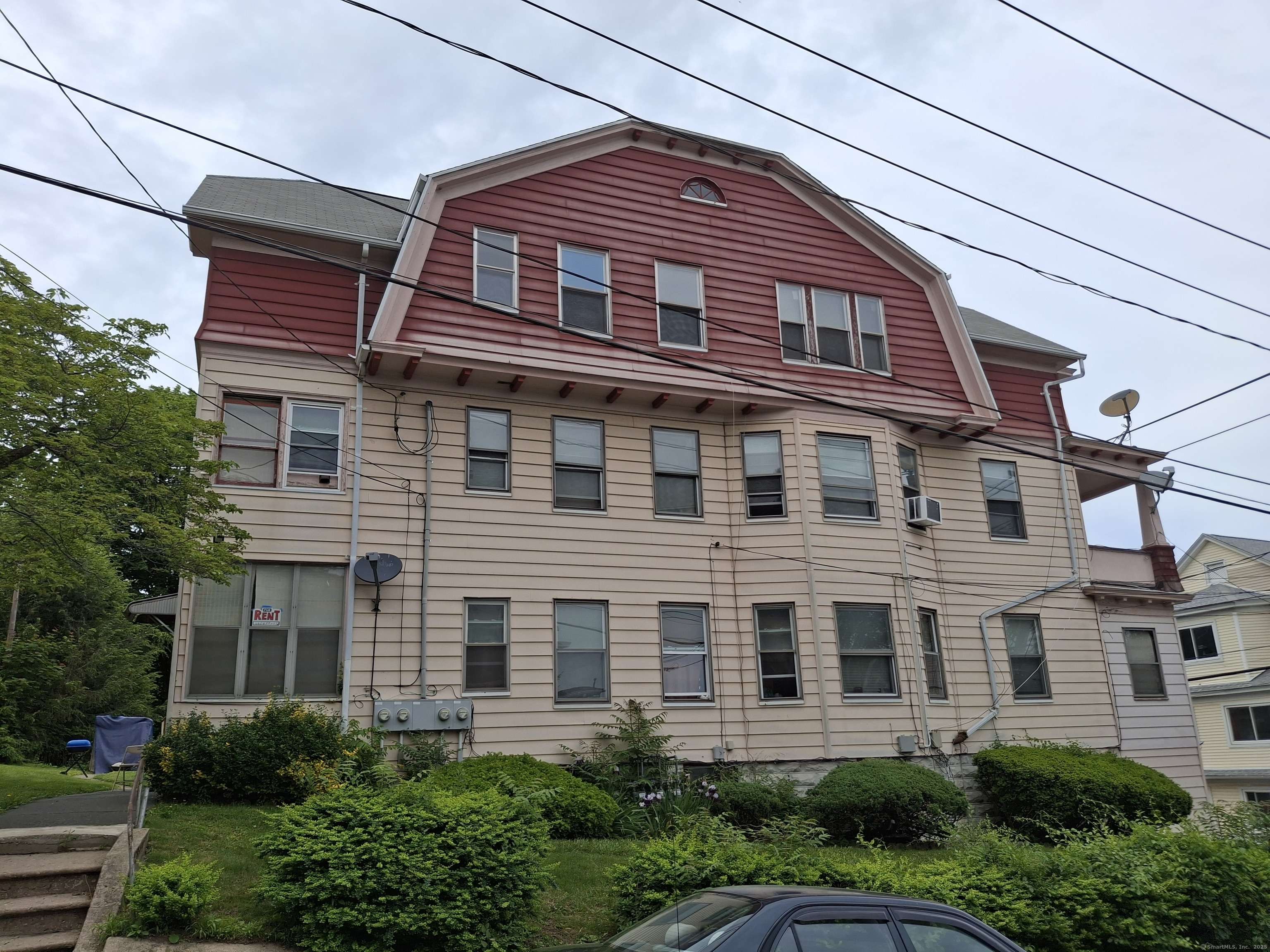 Waterbury, CT 06708,486 Wilson Street #3rd