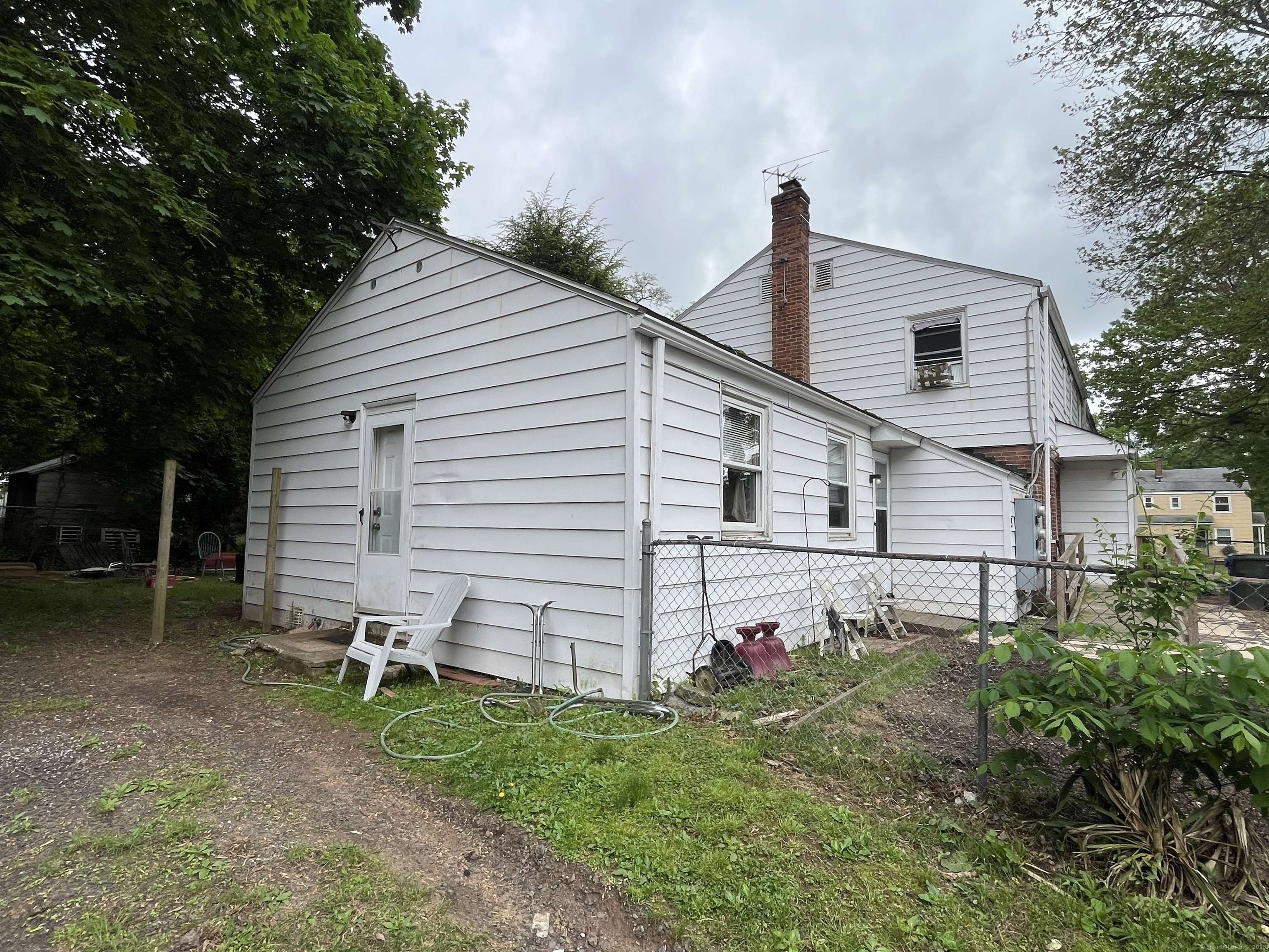 East Hartford, CT 06108,19 Outlook Street