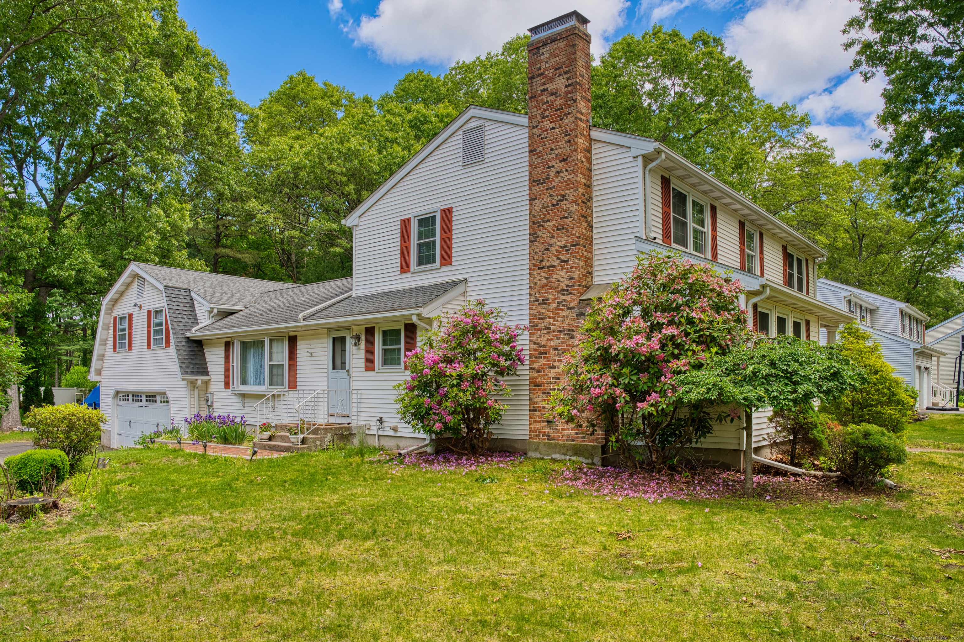 Windsor, CT 06095,26 Lighthouse Hill Road