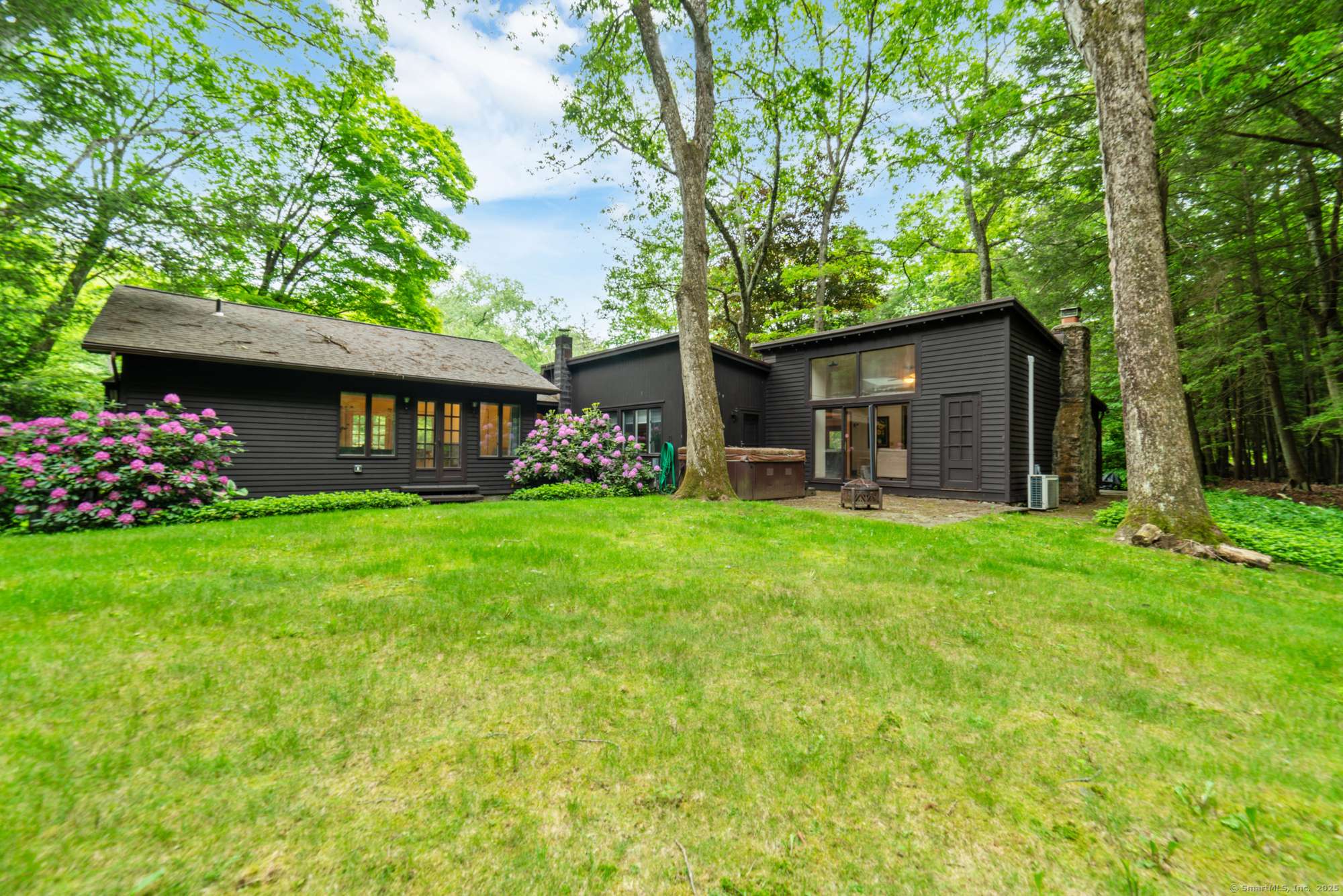 Danbury, CT 06810,58 West Redding Road