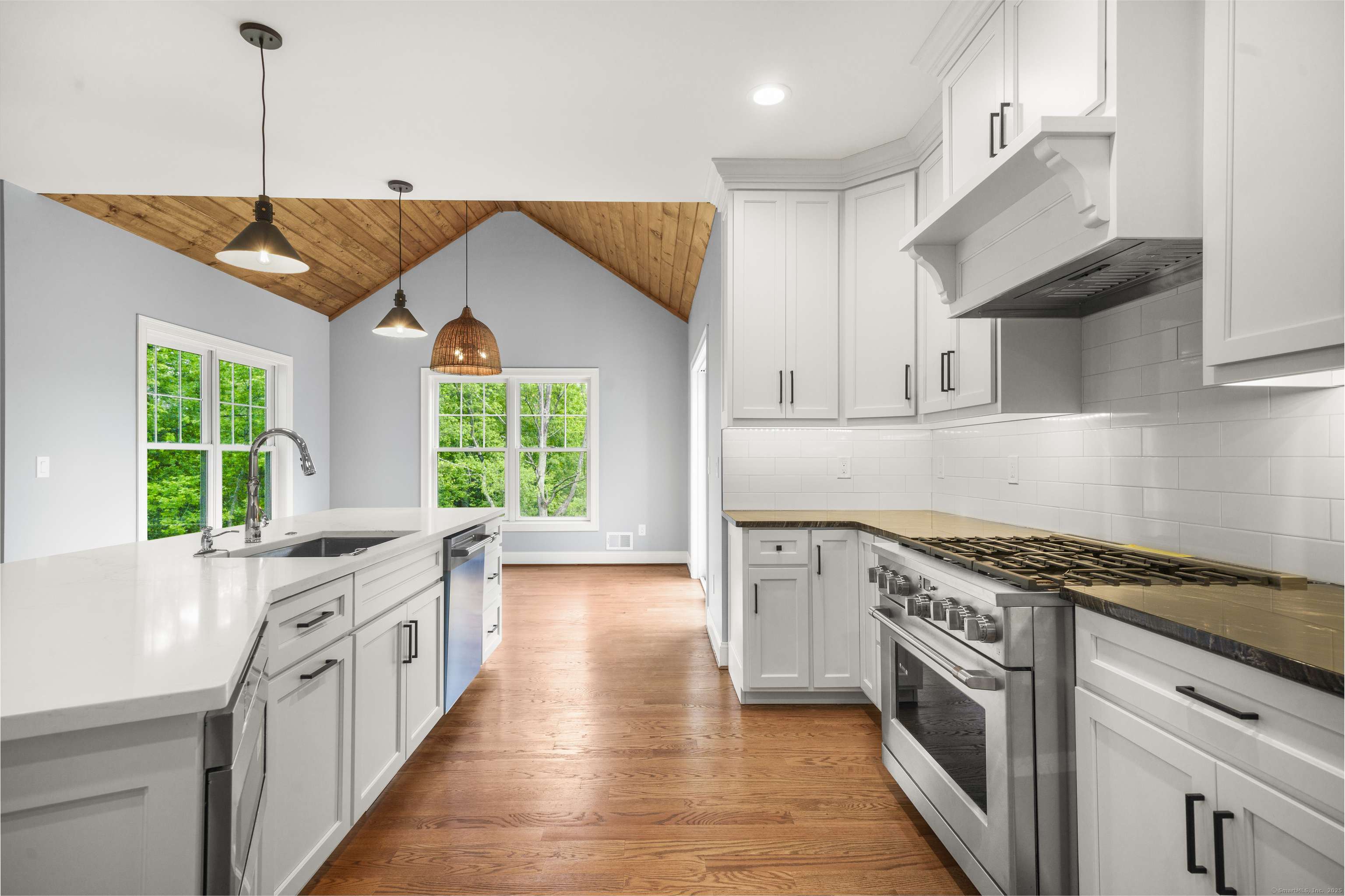 Suffield, CT 06078,14 Fiddlehead Place