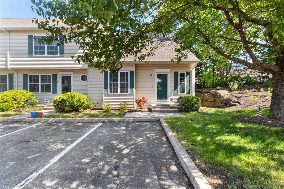 Norwich, CT 06360,25 Briar Lane #25