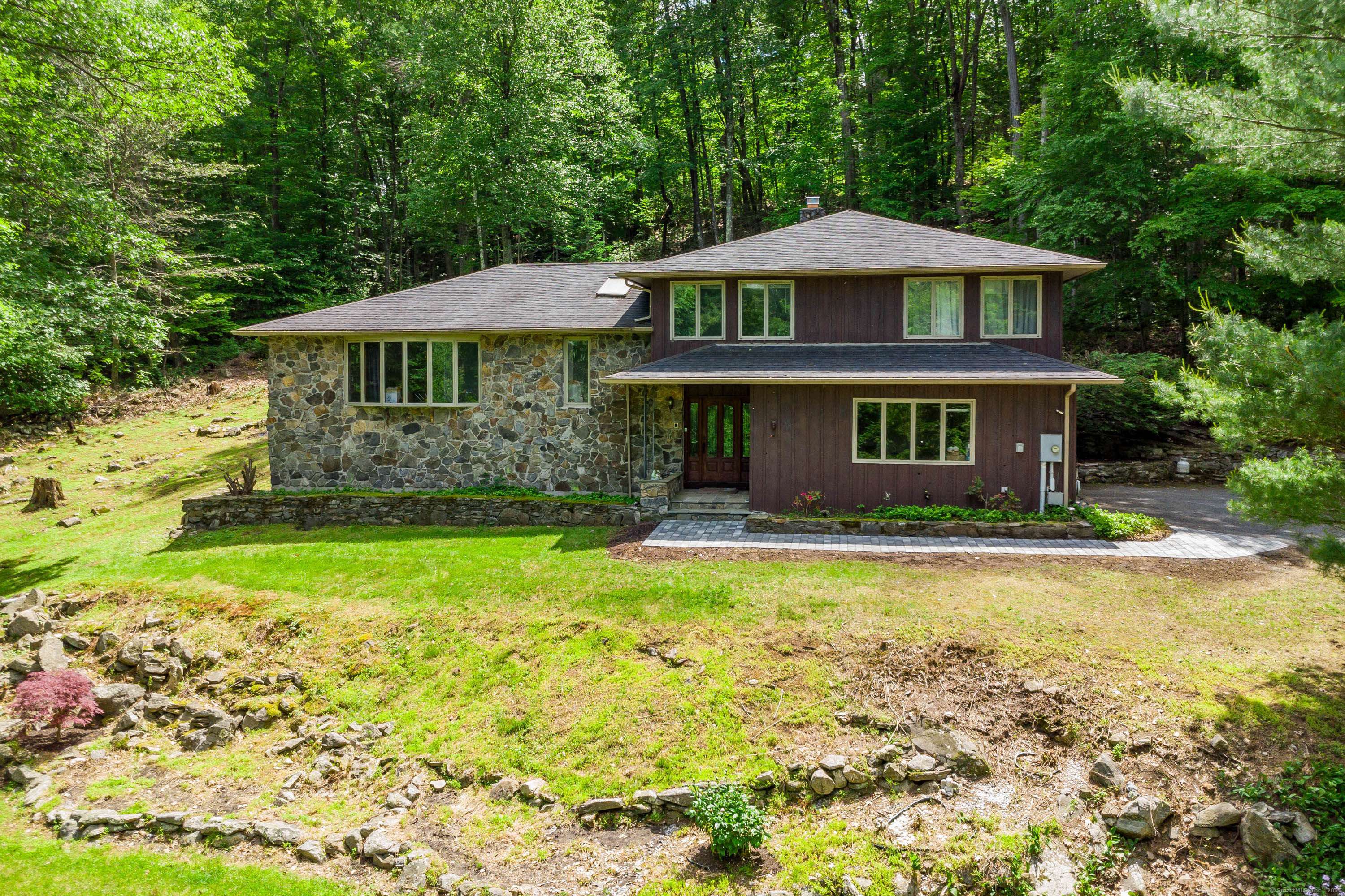 New Fairfield, CT 06812,14 Old Bridge Road West
