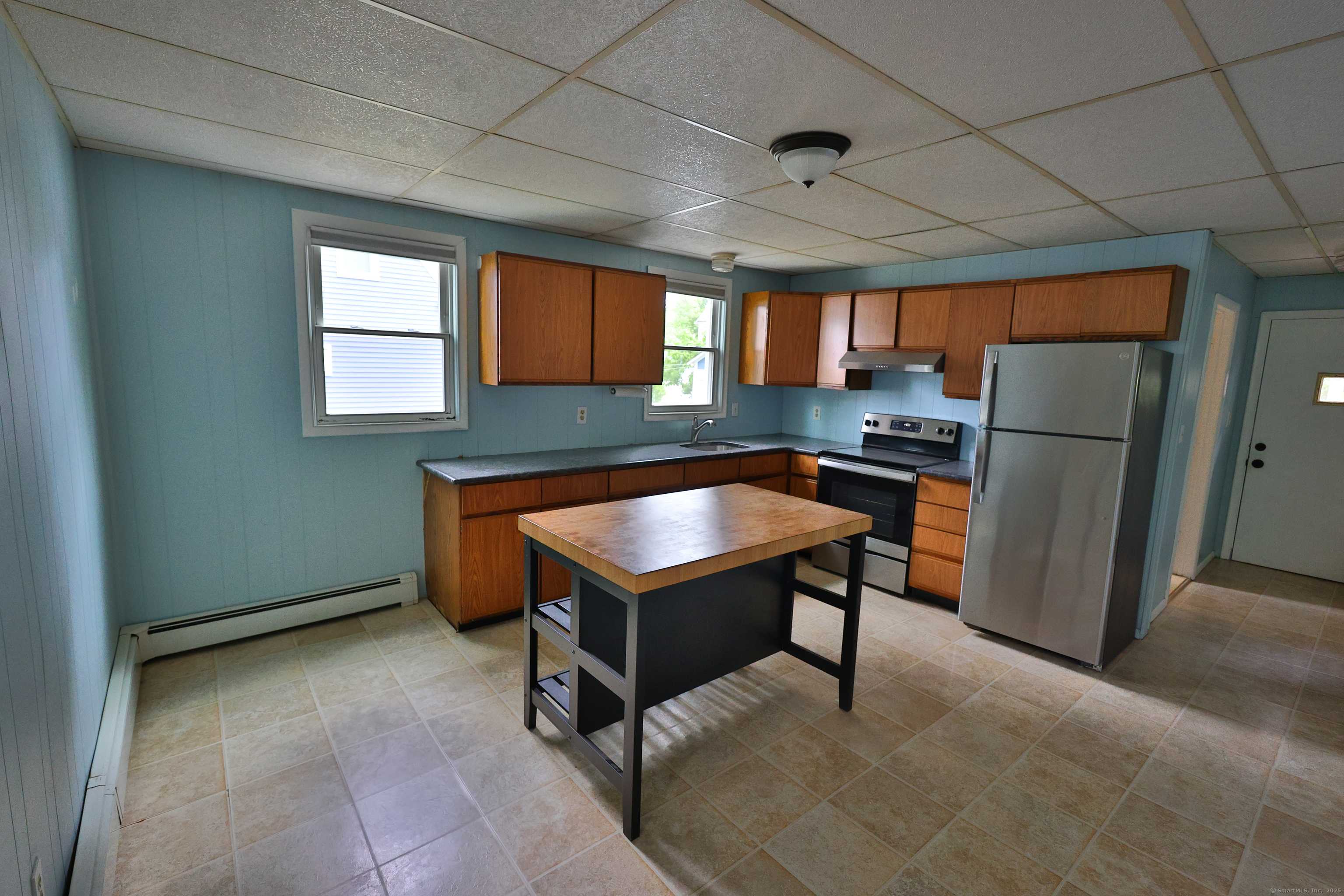 Stratford, CT 06615,117 Everett Street