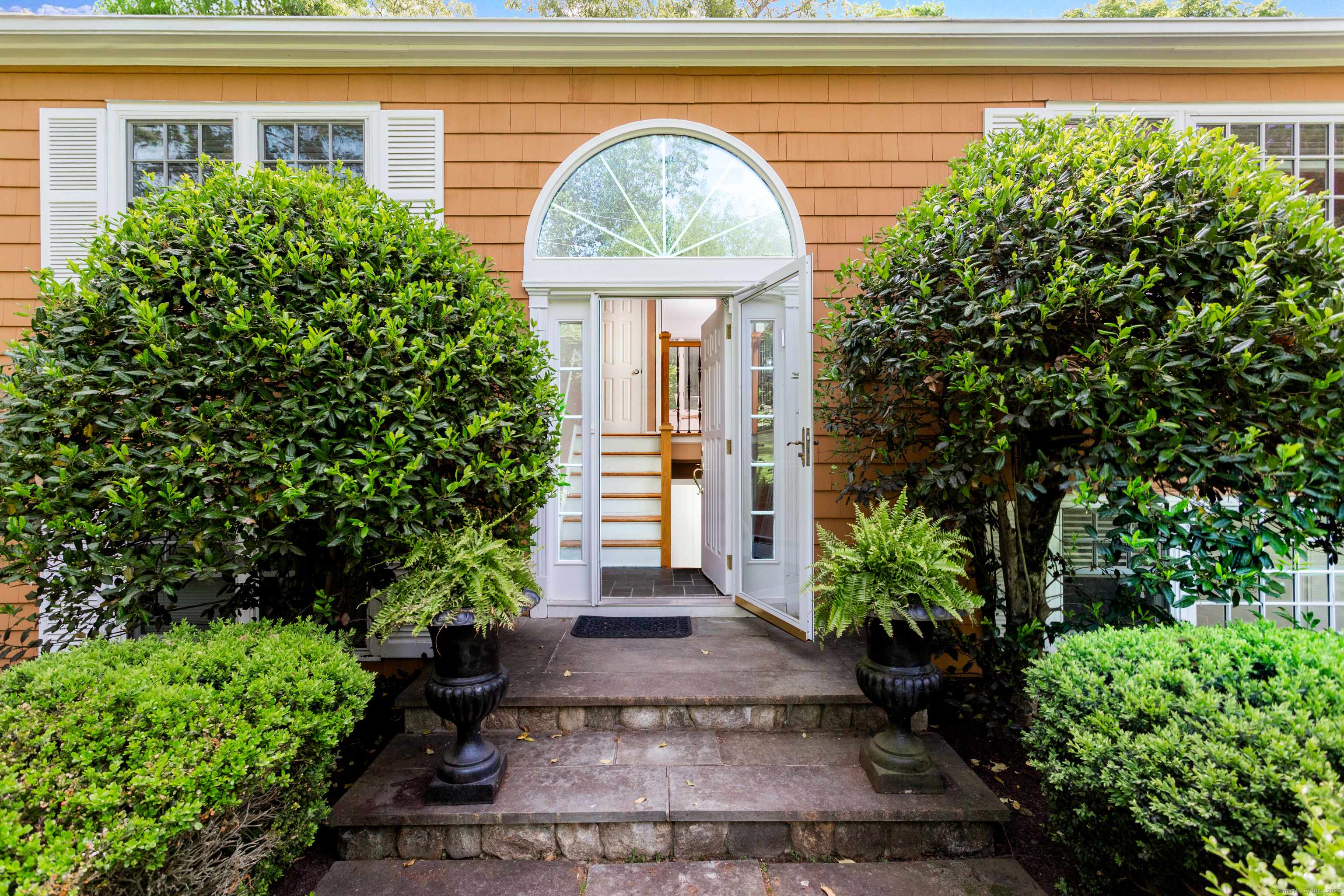 Weston, CT 06883,21 Forest Road