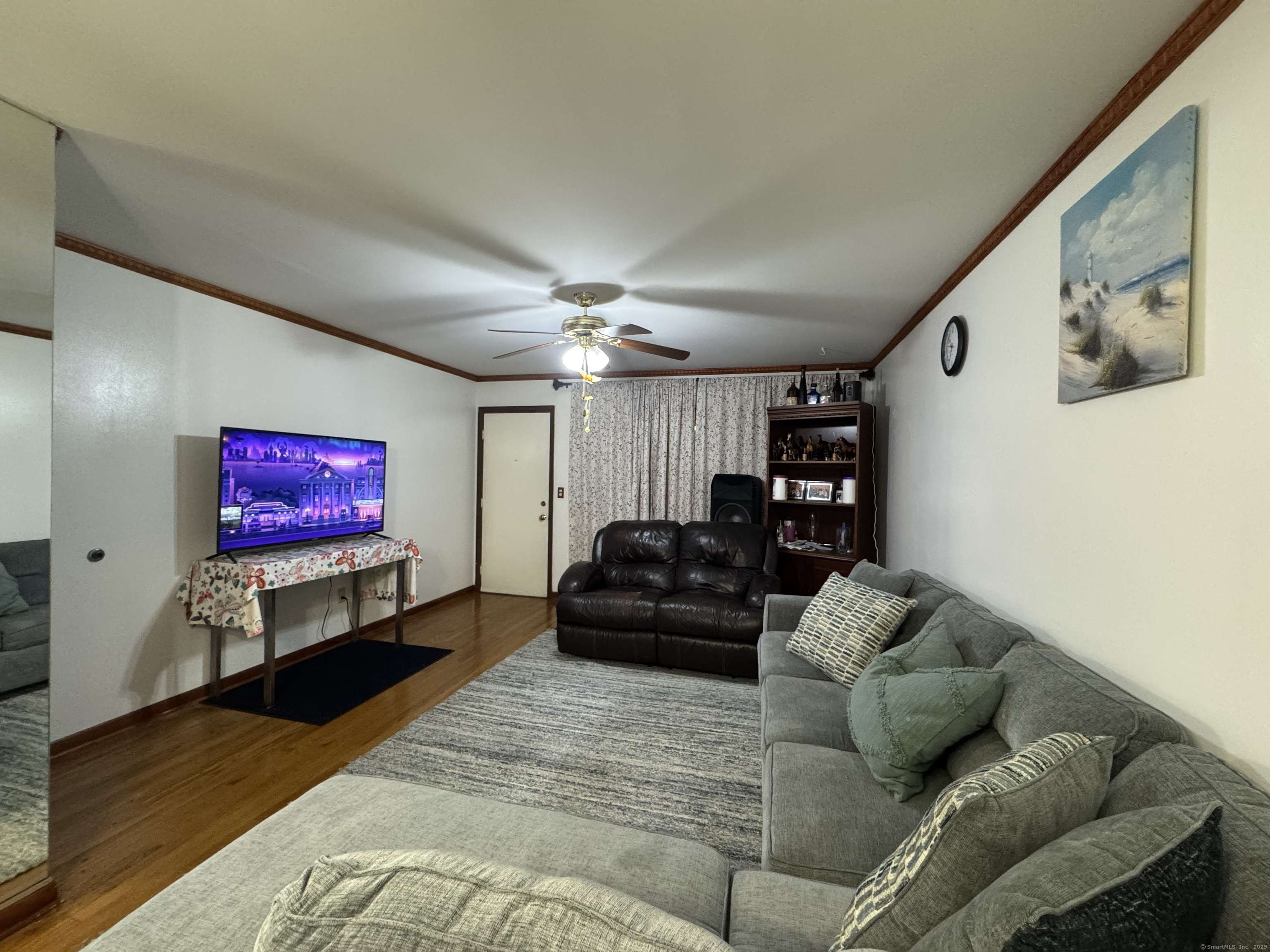 Stamford, CT 06902,28 Linden Place #4