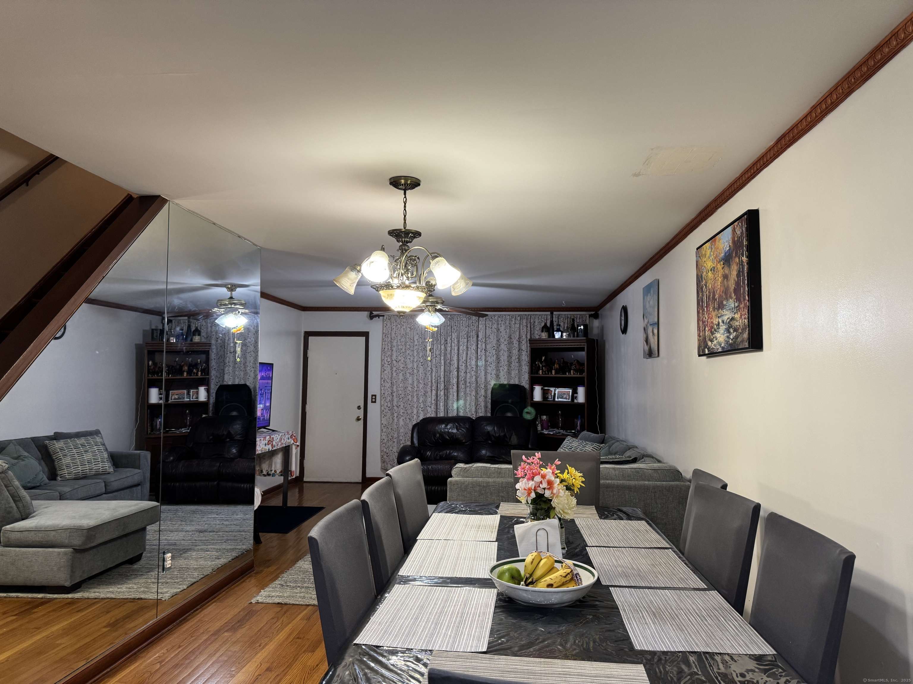 Stamford, CT 06902,28 Linden Place #4