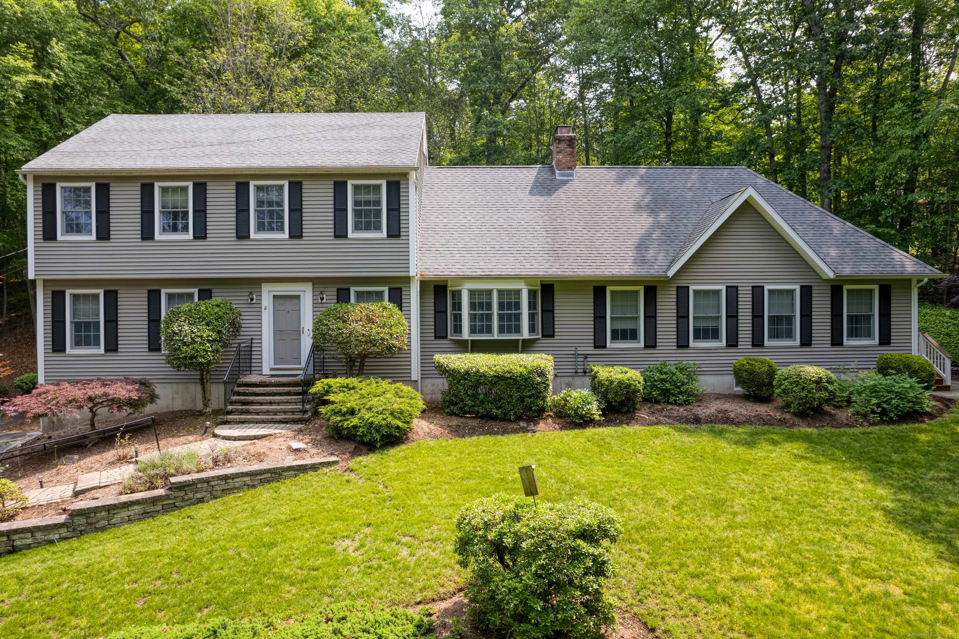 Guilford, CT 06437,35 Whitethorn Drive
