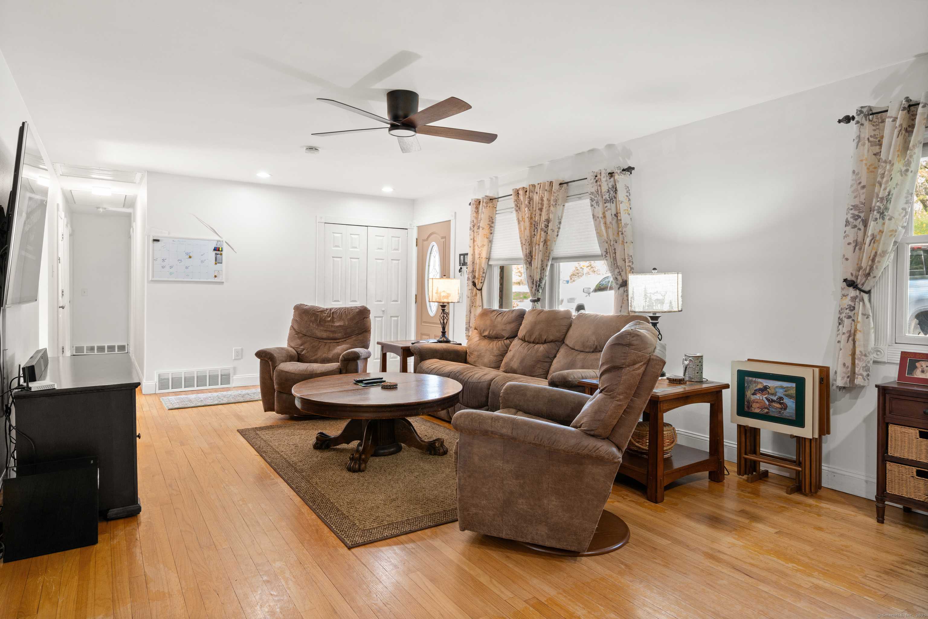 New Fairfield, CT 06812,2 Pine Hill Road