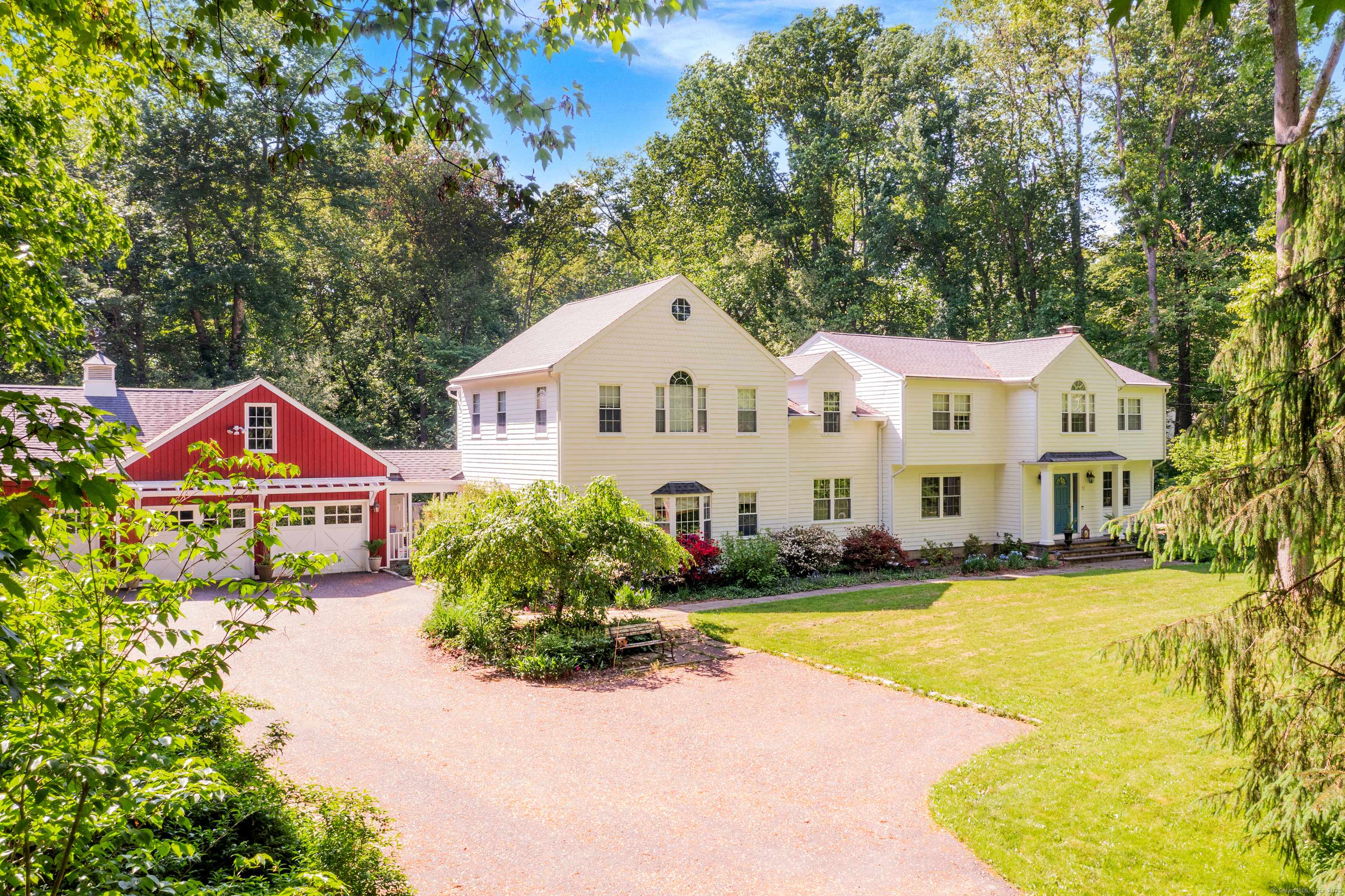 Weston, CT 06883,17 Joanne Lane