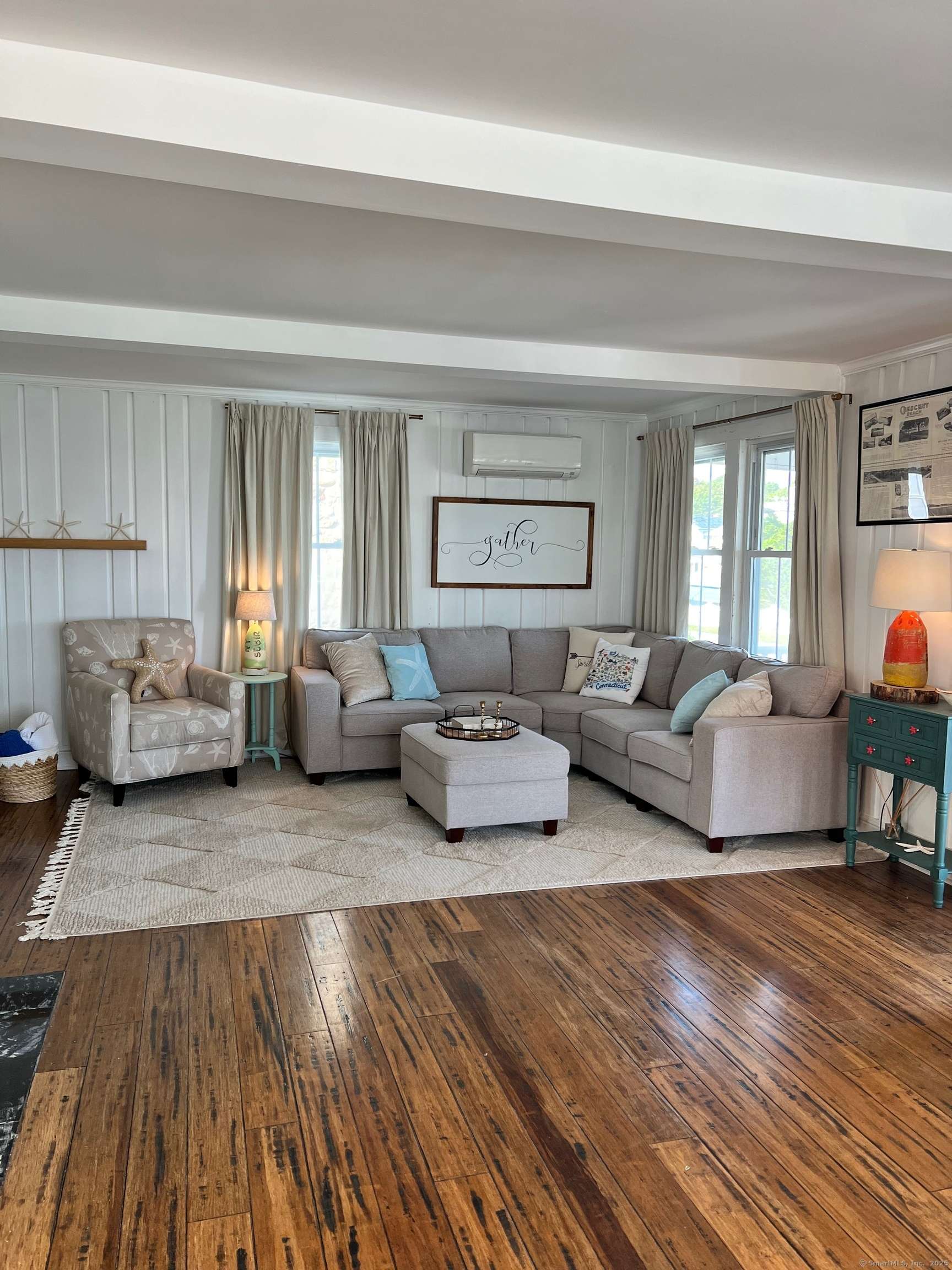 East Lyme, CT 06357,19 Bayview Avenue