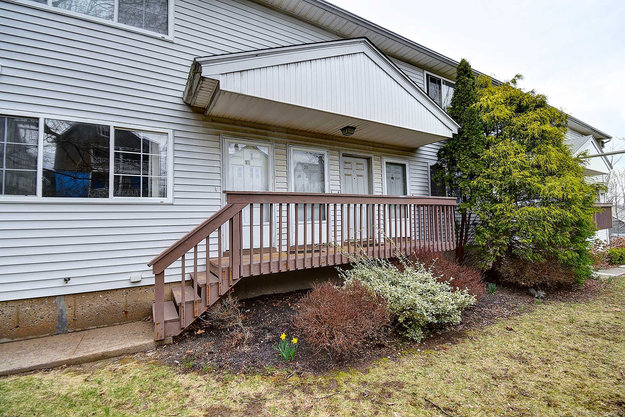 Waterbury, CT 06708,81 Chipman Street #APT 19