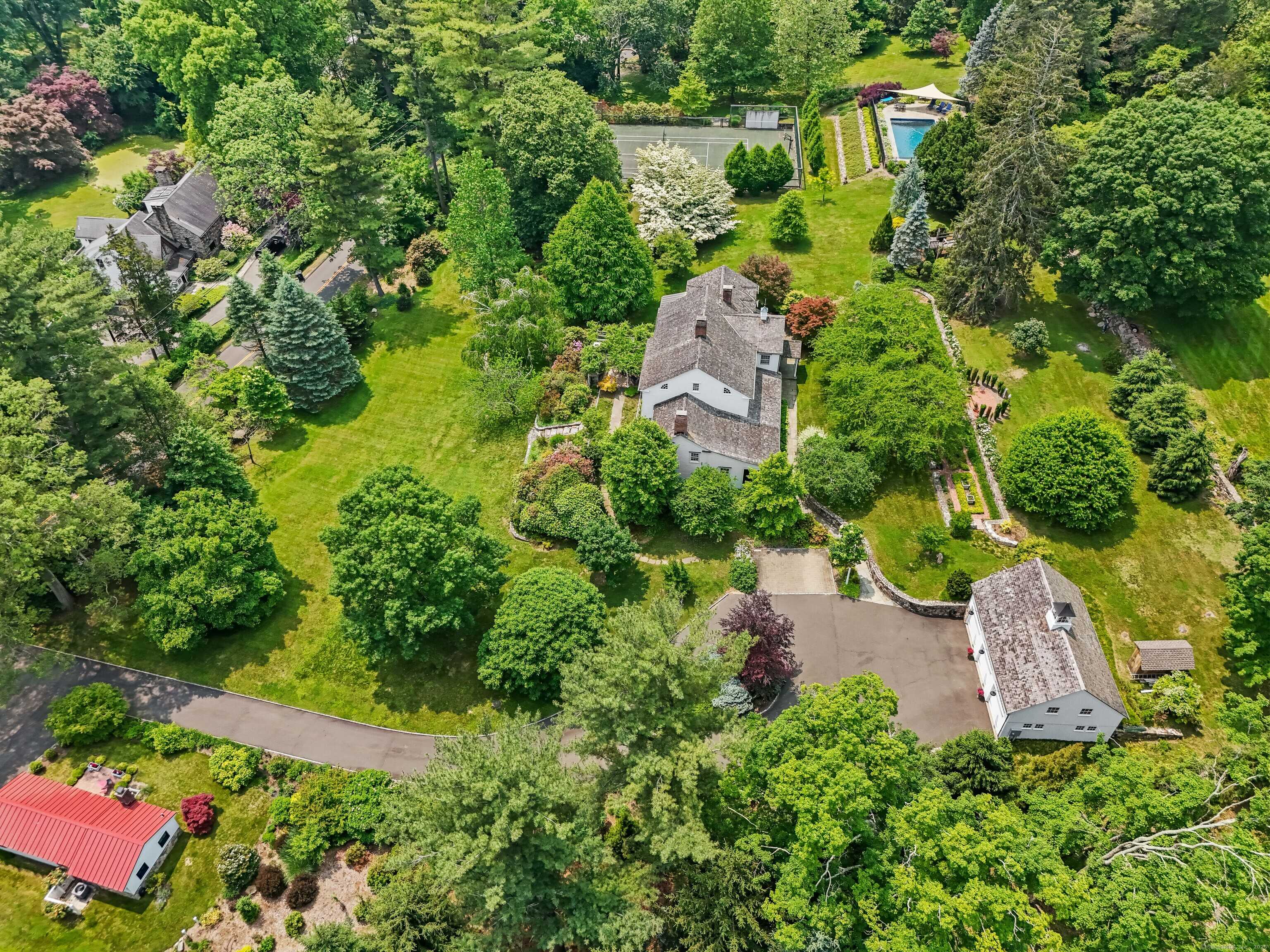 Stamford, CT 06903,19 Skymeadow Drive