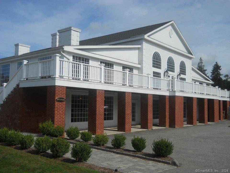 East Haddam, CT 06469,1 Banner Road #111