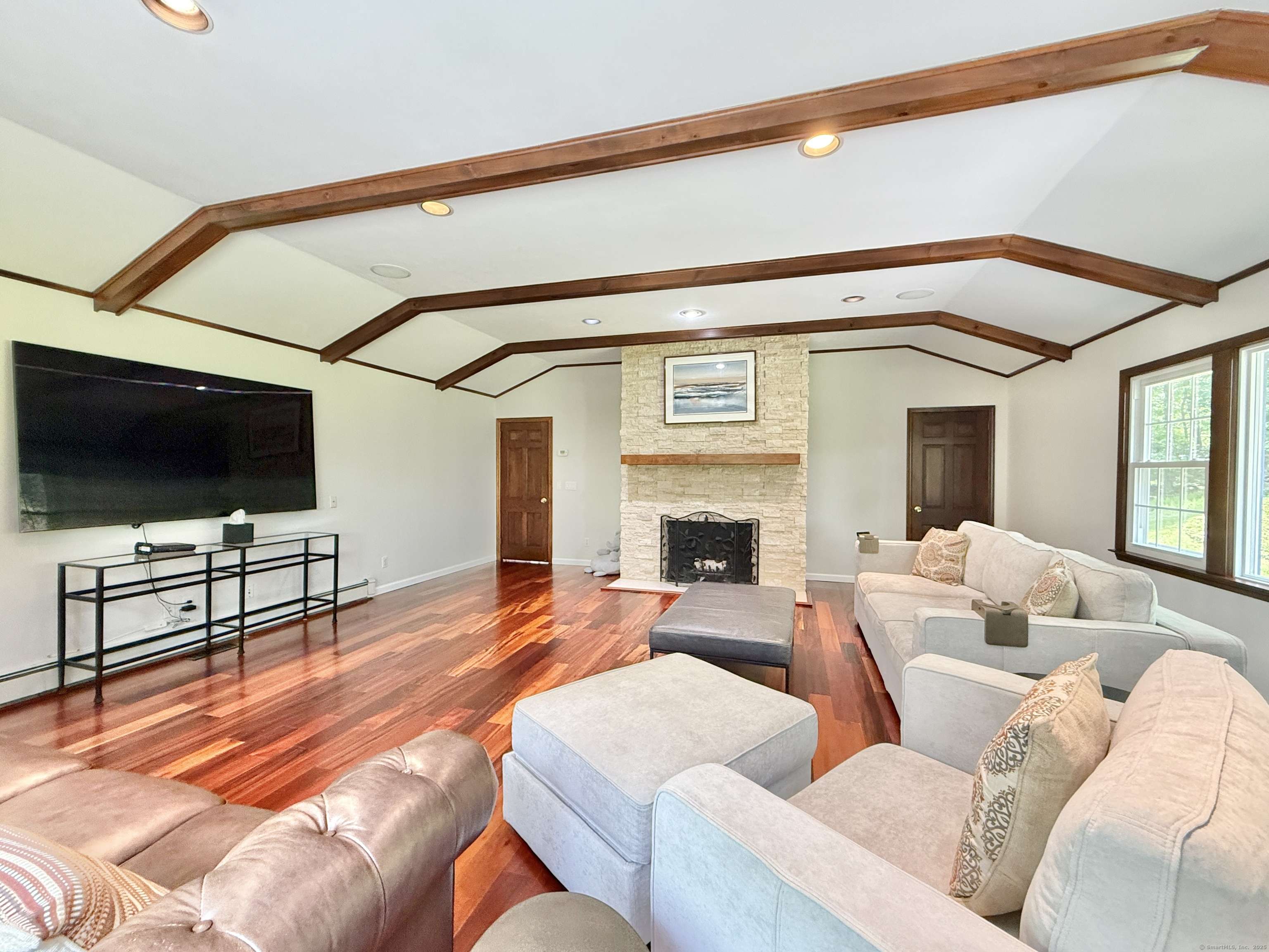 Stamford, CT 06903,51 Boulder Brook Drive