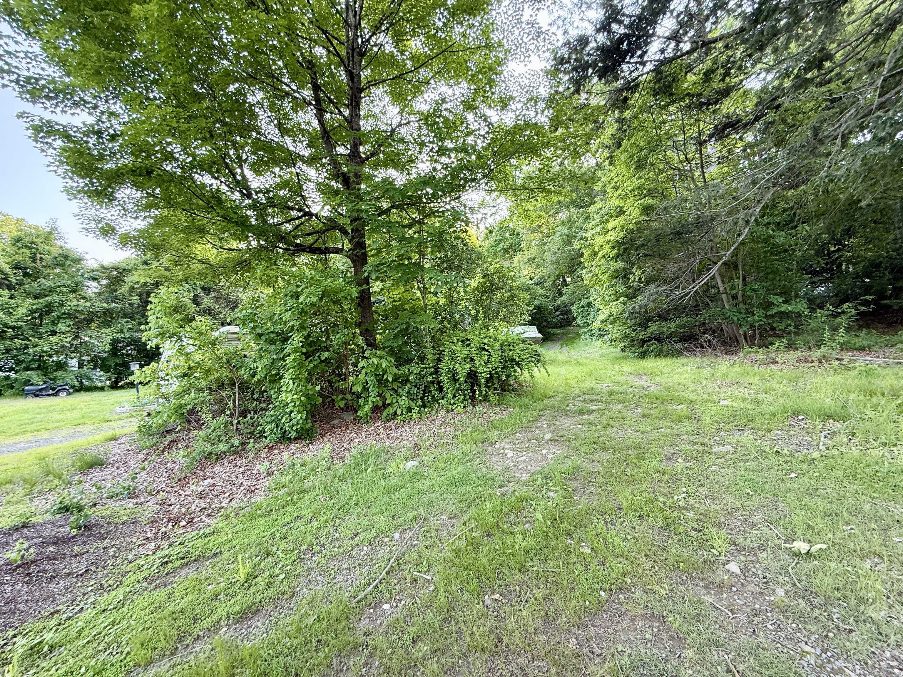 Canton, CT 06019,70 East Hill Road