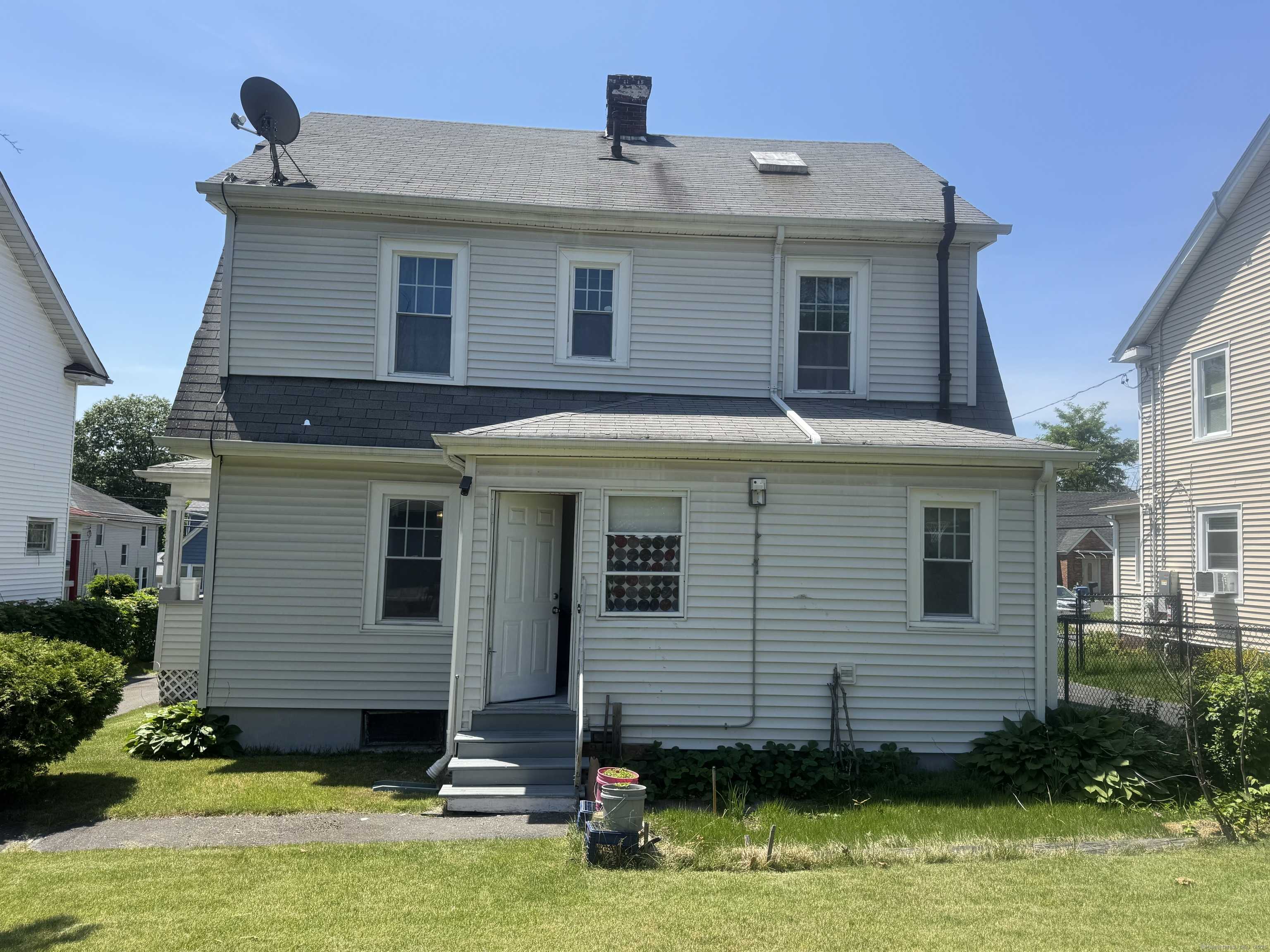 Hartford, CT 06112,184 Palm Street