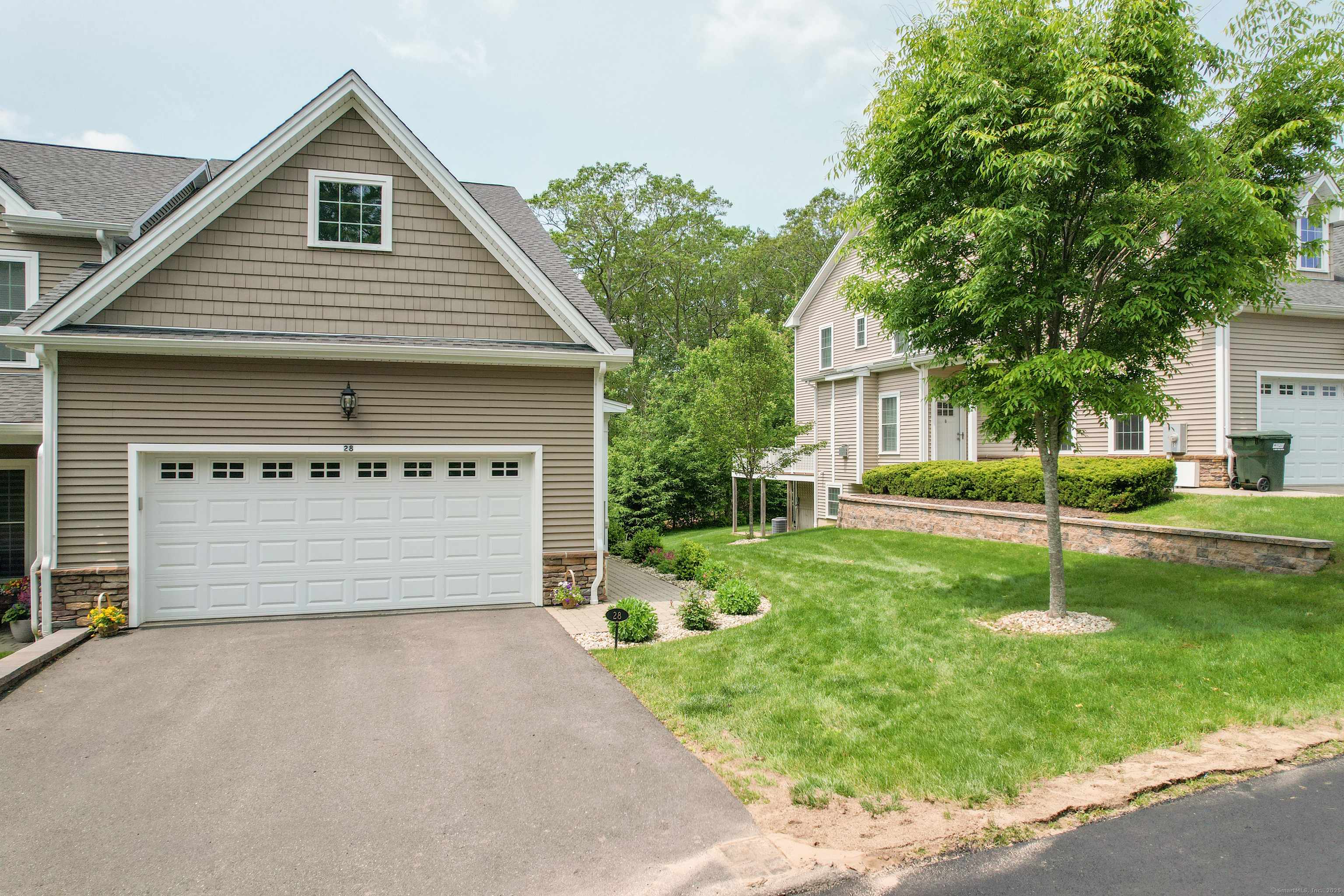 Bristol, CT 06010,28 Brookview Circle #28