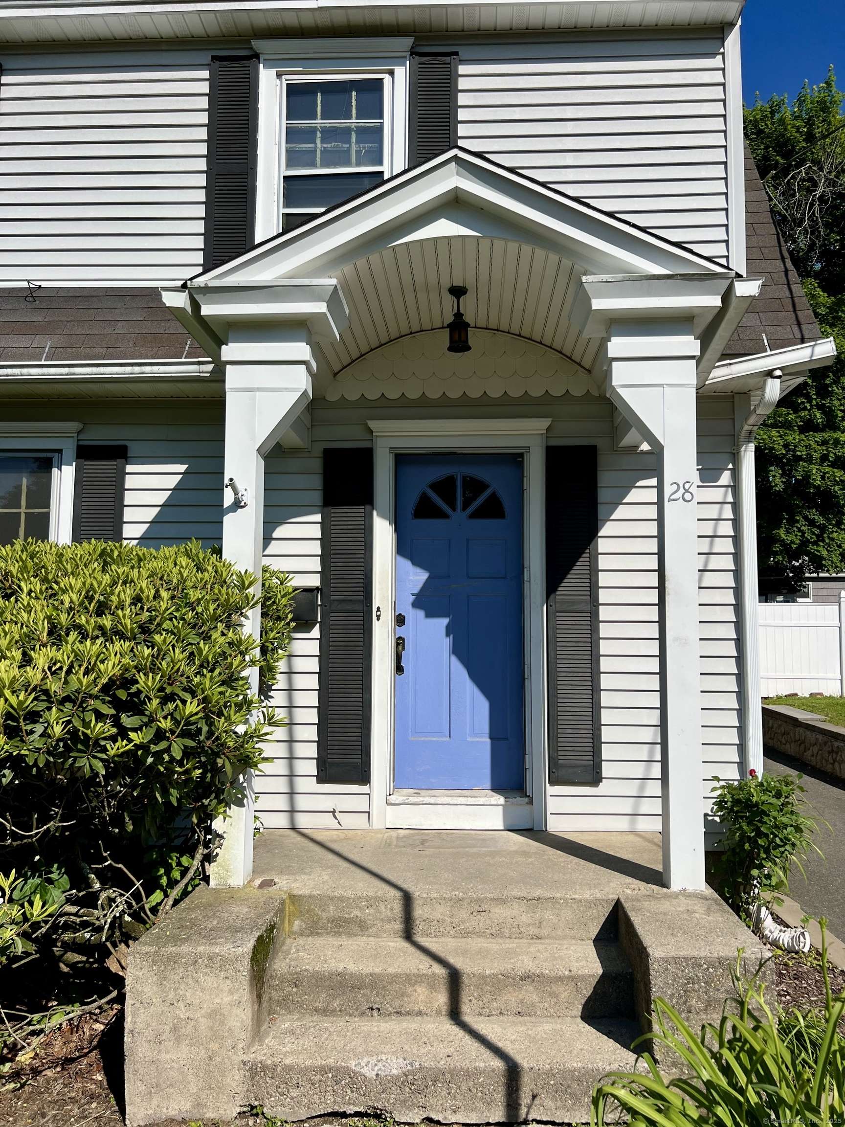Naugatuck, CT 06770,28 Nettleton Avenue