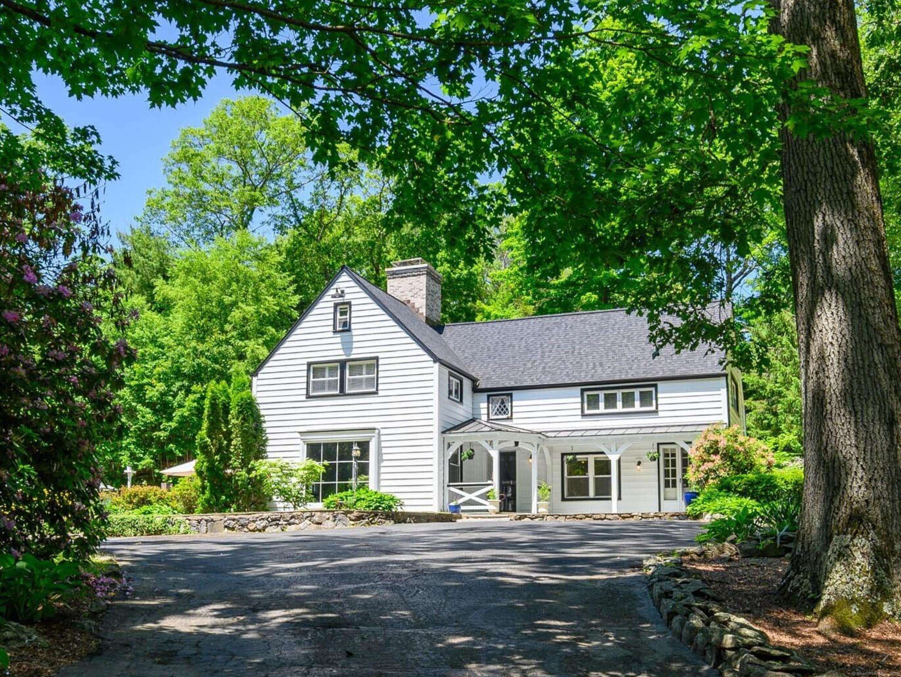 Middlebury, CT 06762,77 Crest Road