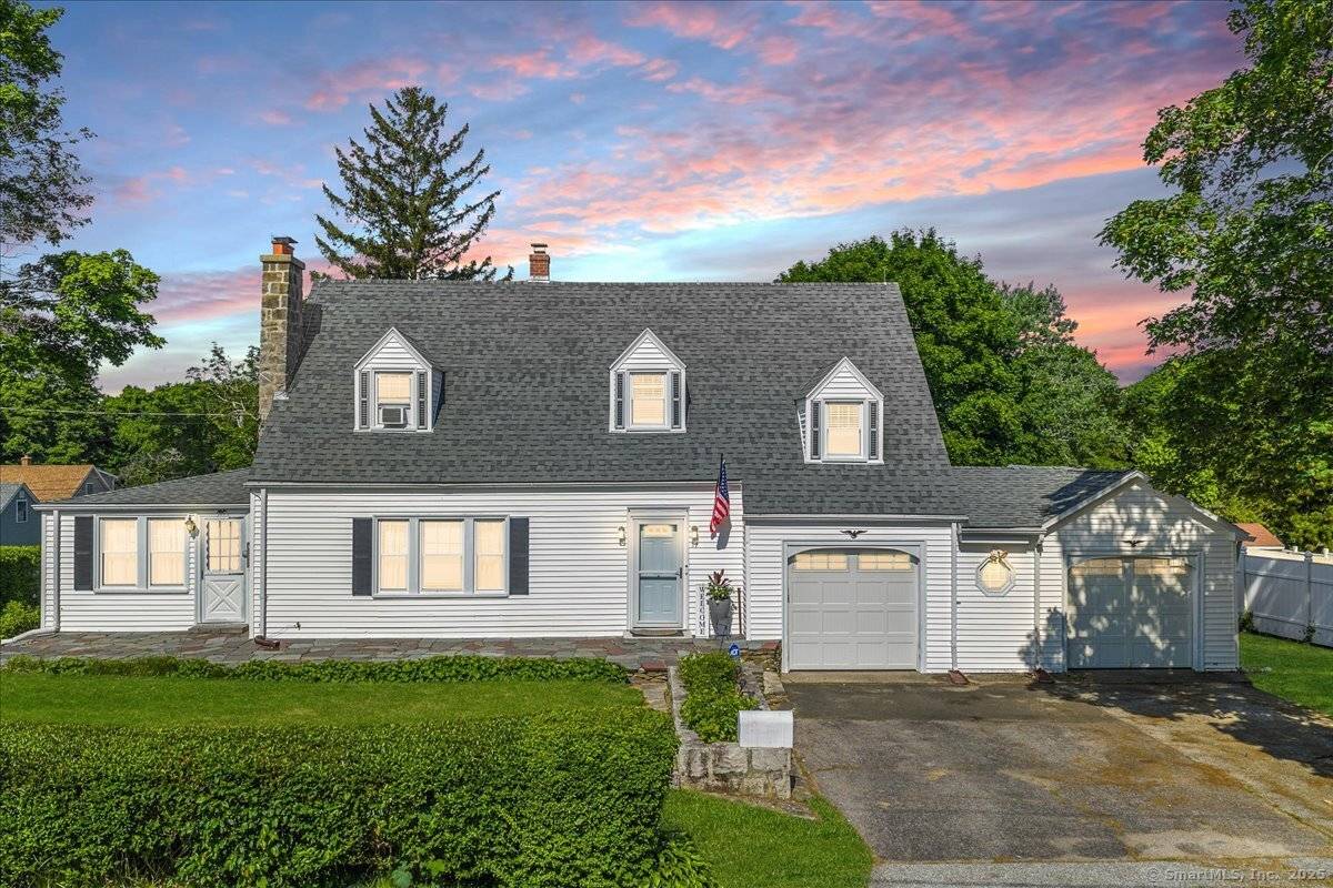 Waterford, CT 06385,17 Wild Rose Place