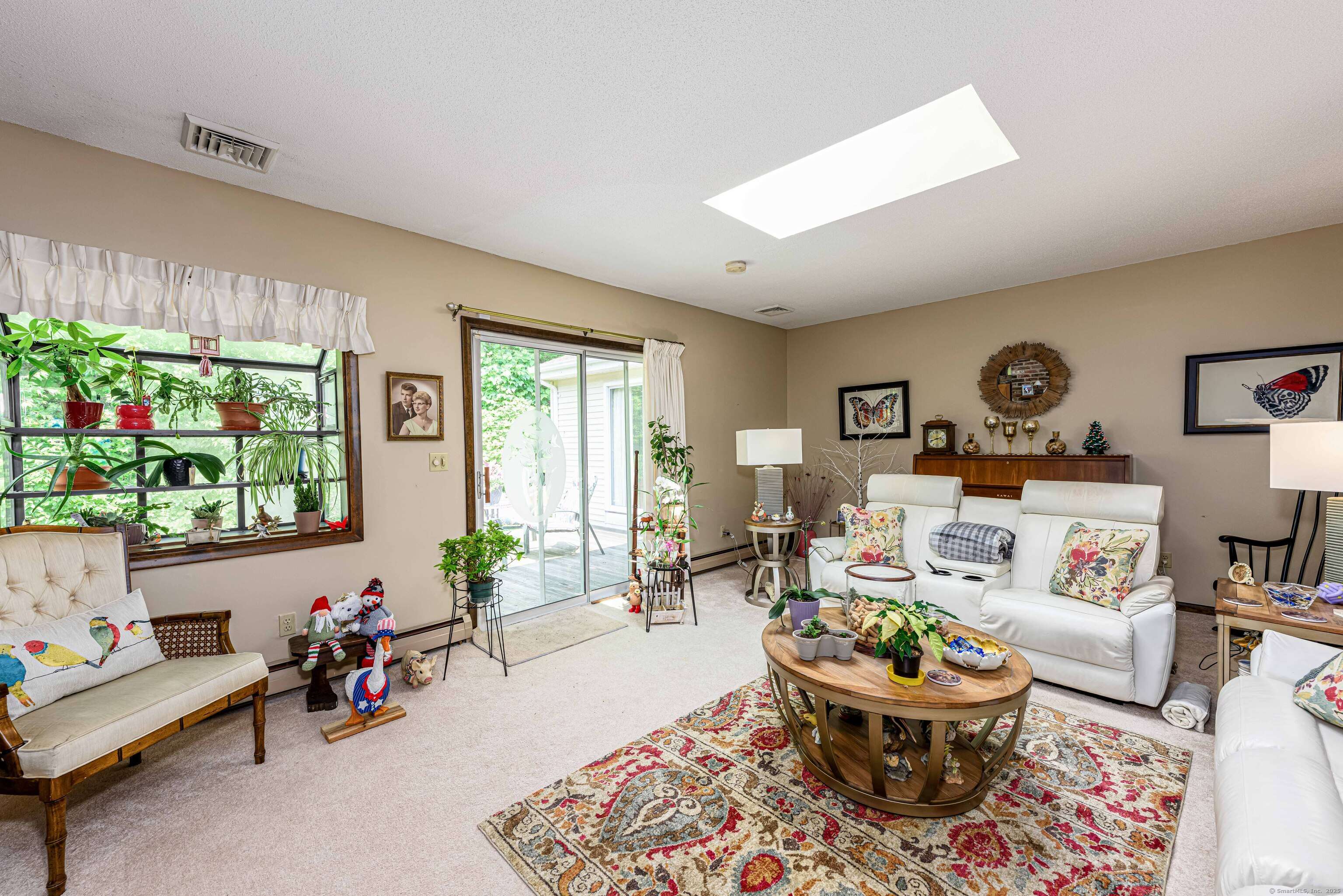 Woodbridge, CT 06525,34 Cedar Rock Road