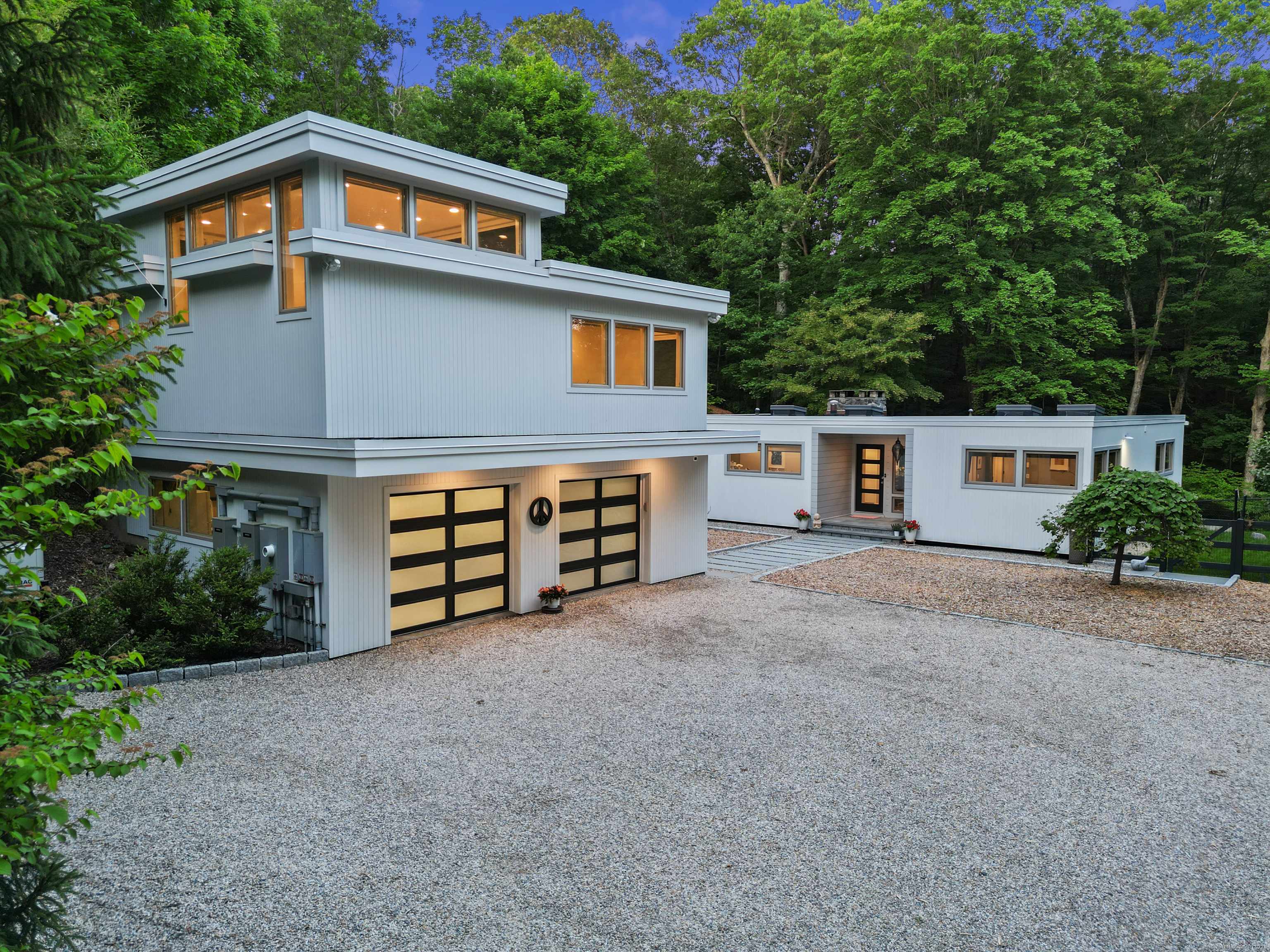Pound Ridge, NY 10576,99 High Ridge Road