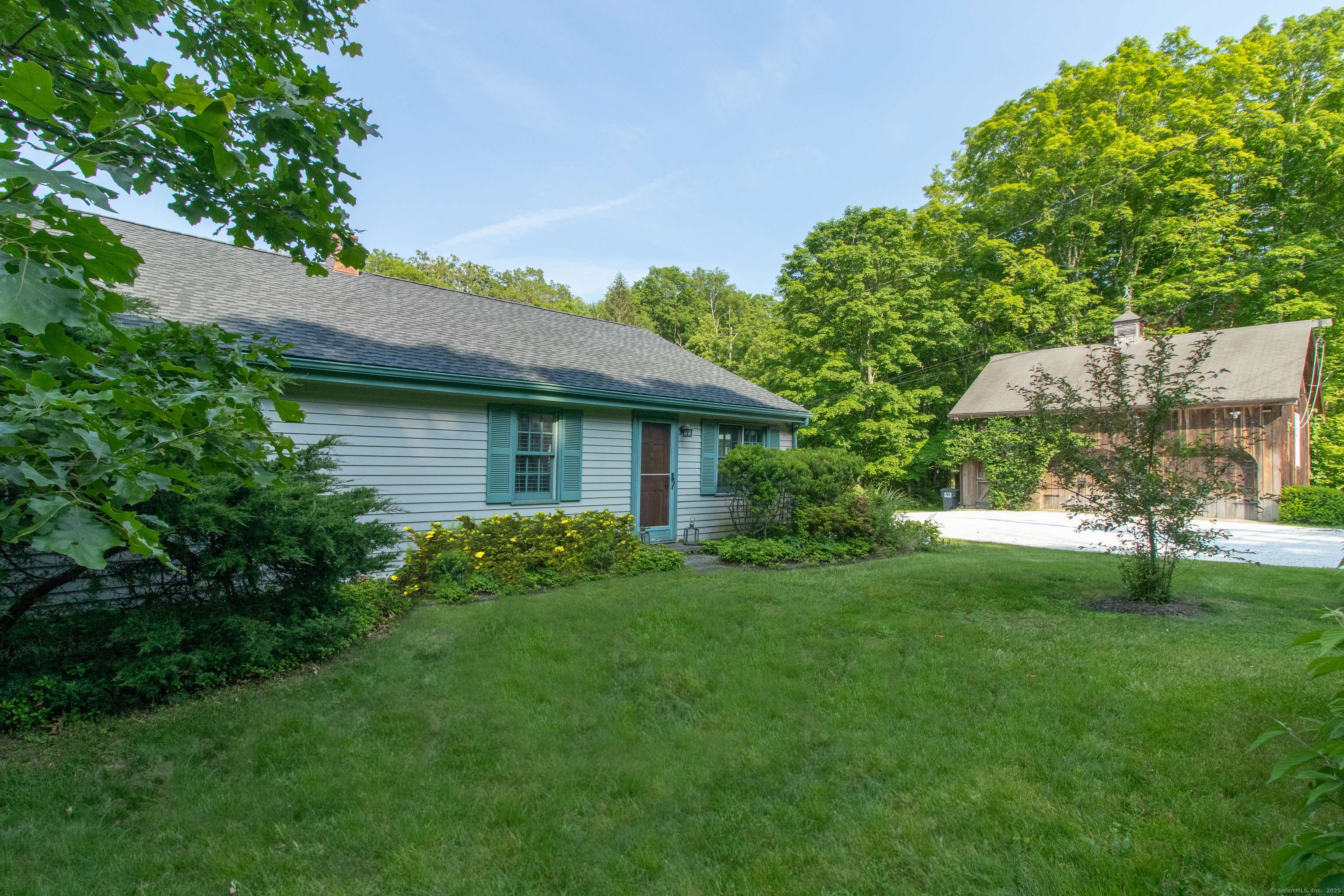 Easton, CT 06612,884 Black Rock Turnpike