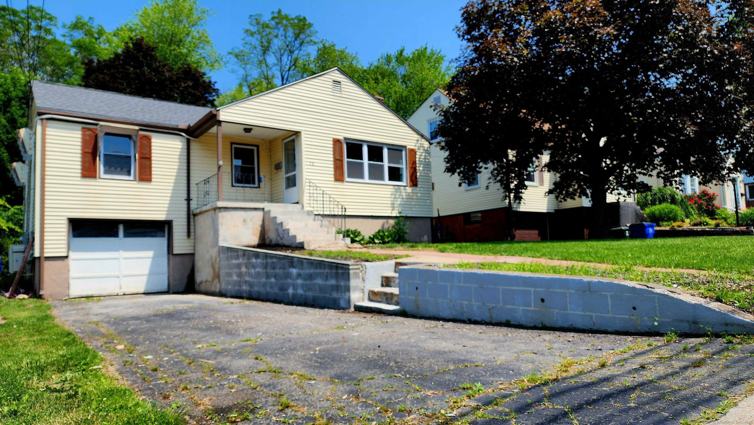 West Hartford, CT 06110,58 Jackson Avenue