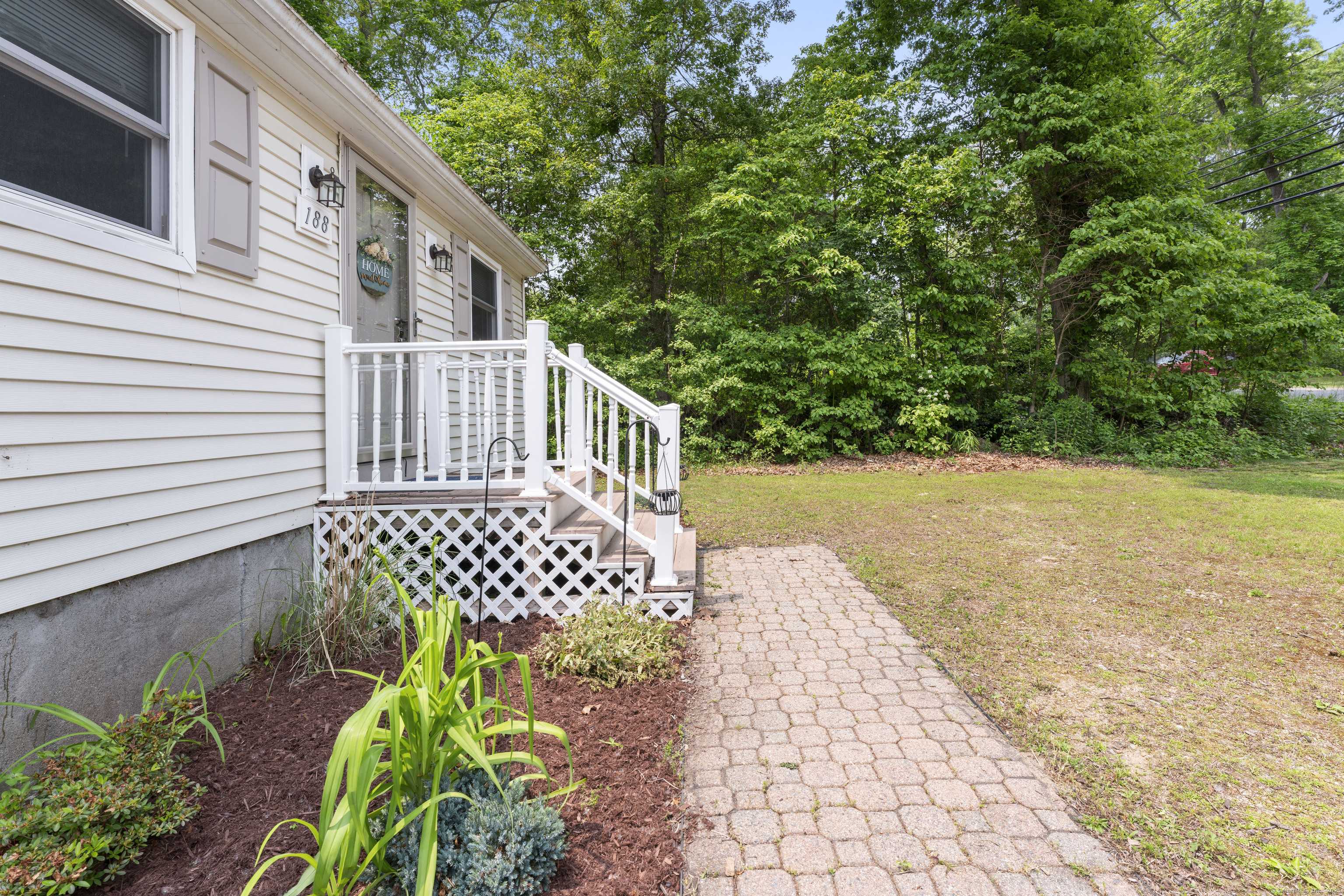East Lyme, CT 06357,188 West Main Street
