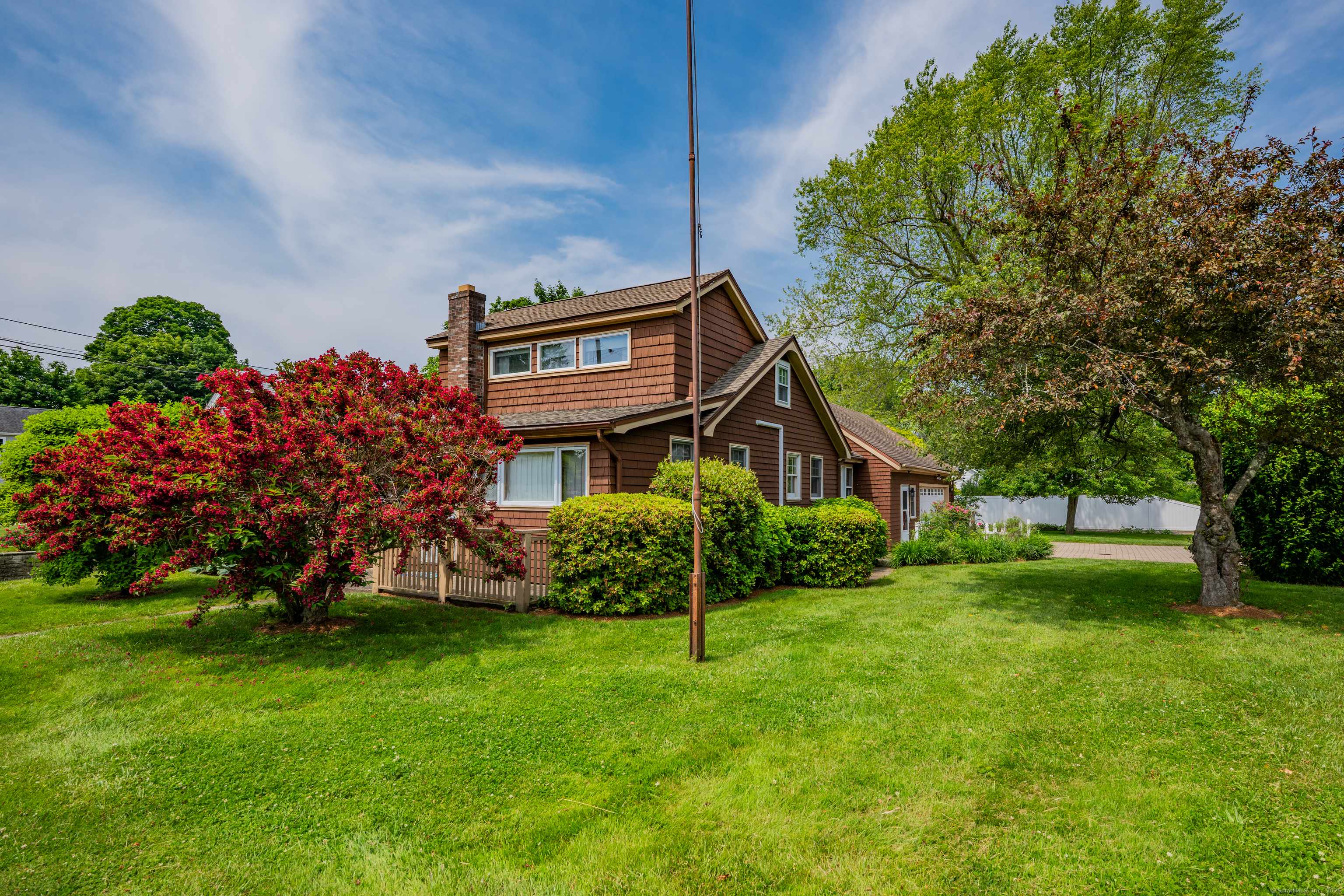 Old Saybrook, CT 06475,1 Hartford Avenue