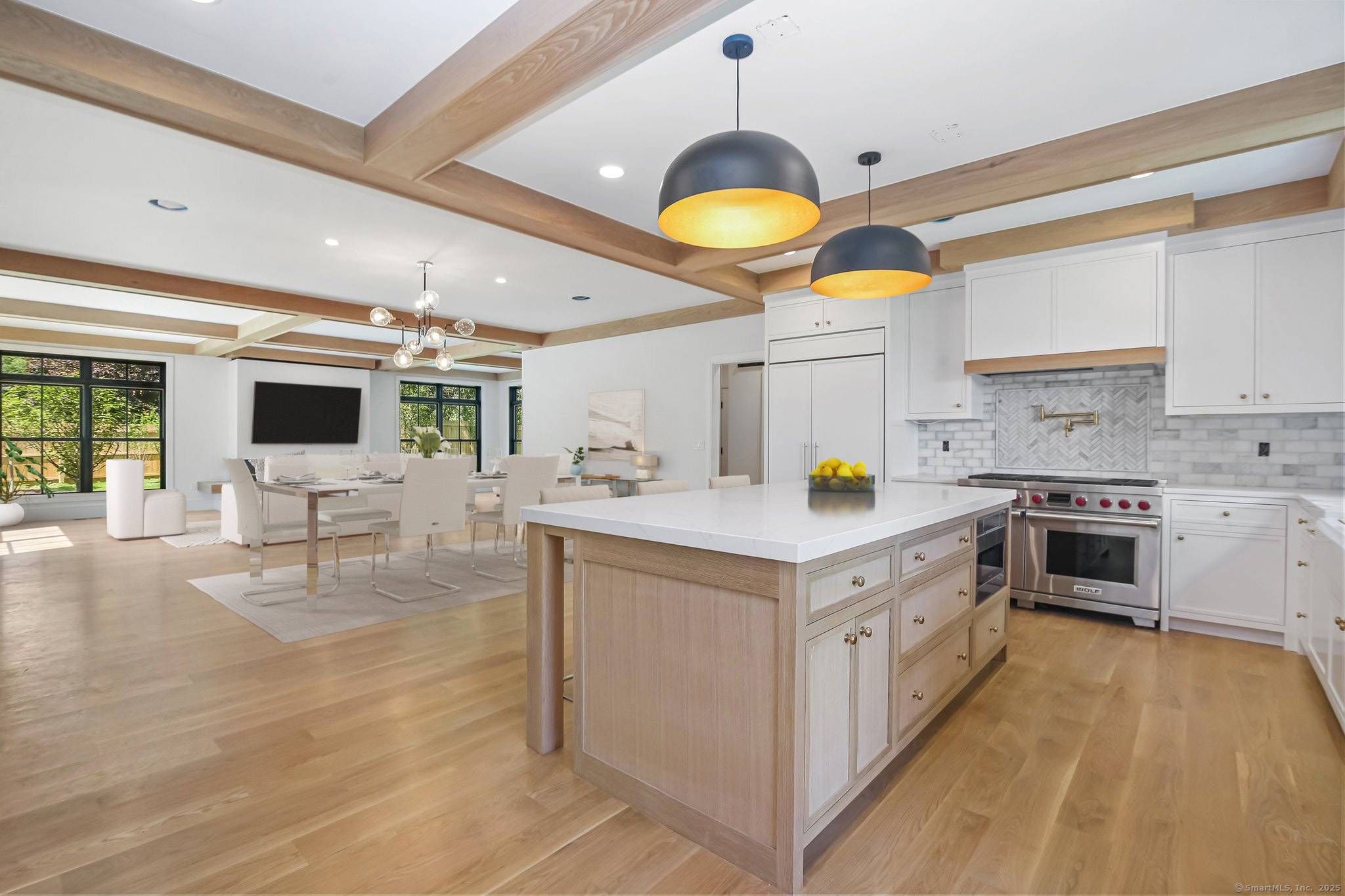 New Canaan, CT 06840,52 Garibaldi Lane
