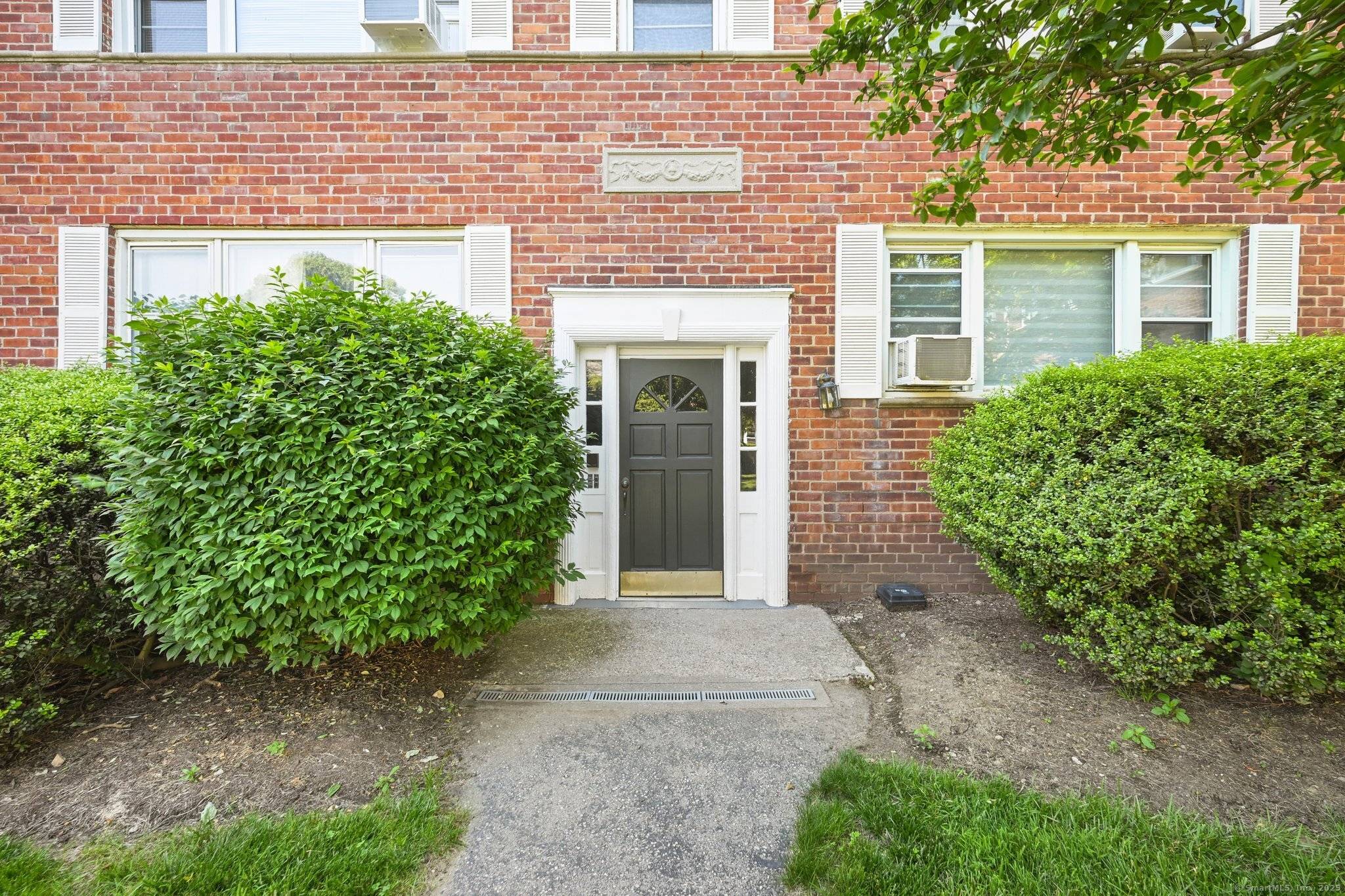 Stamford, CT 06906,246 Glenbrook Road #36B