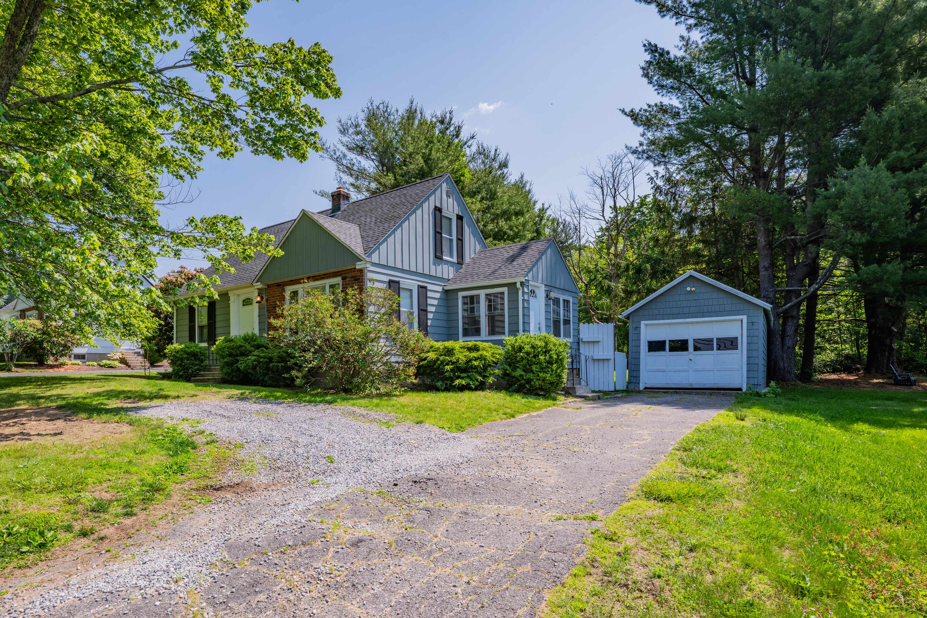 Torrington, CT 06790,824 Torringford West Street