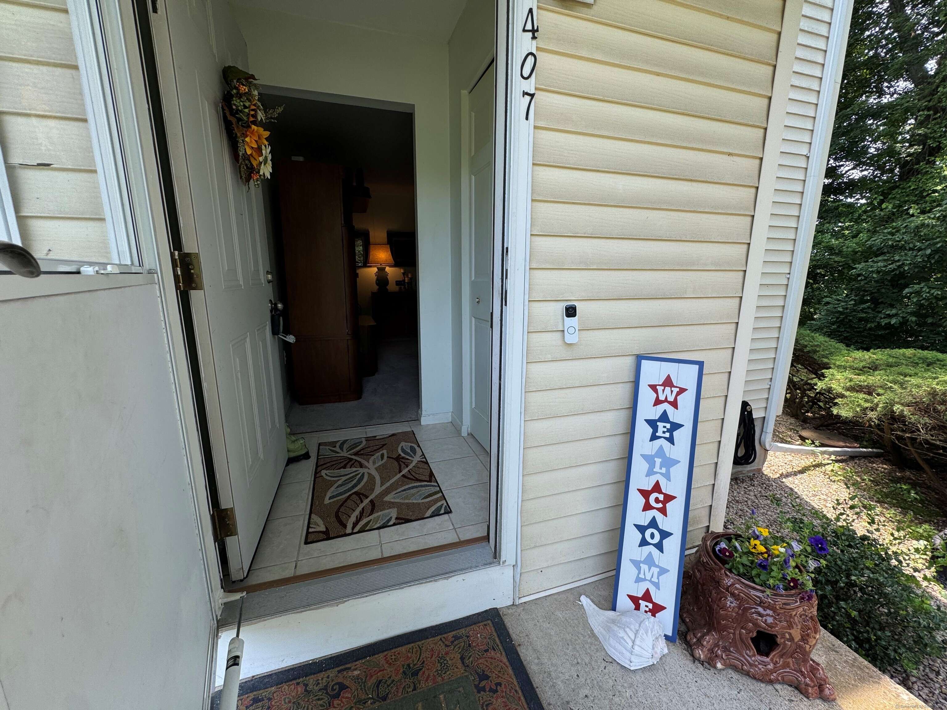 North Branford, CT 06471,229 Branford Road #407