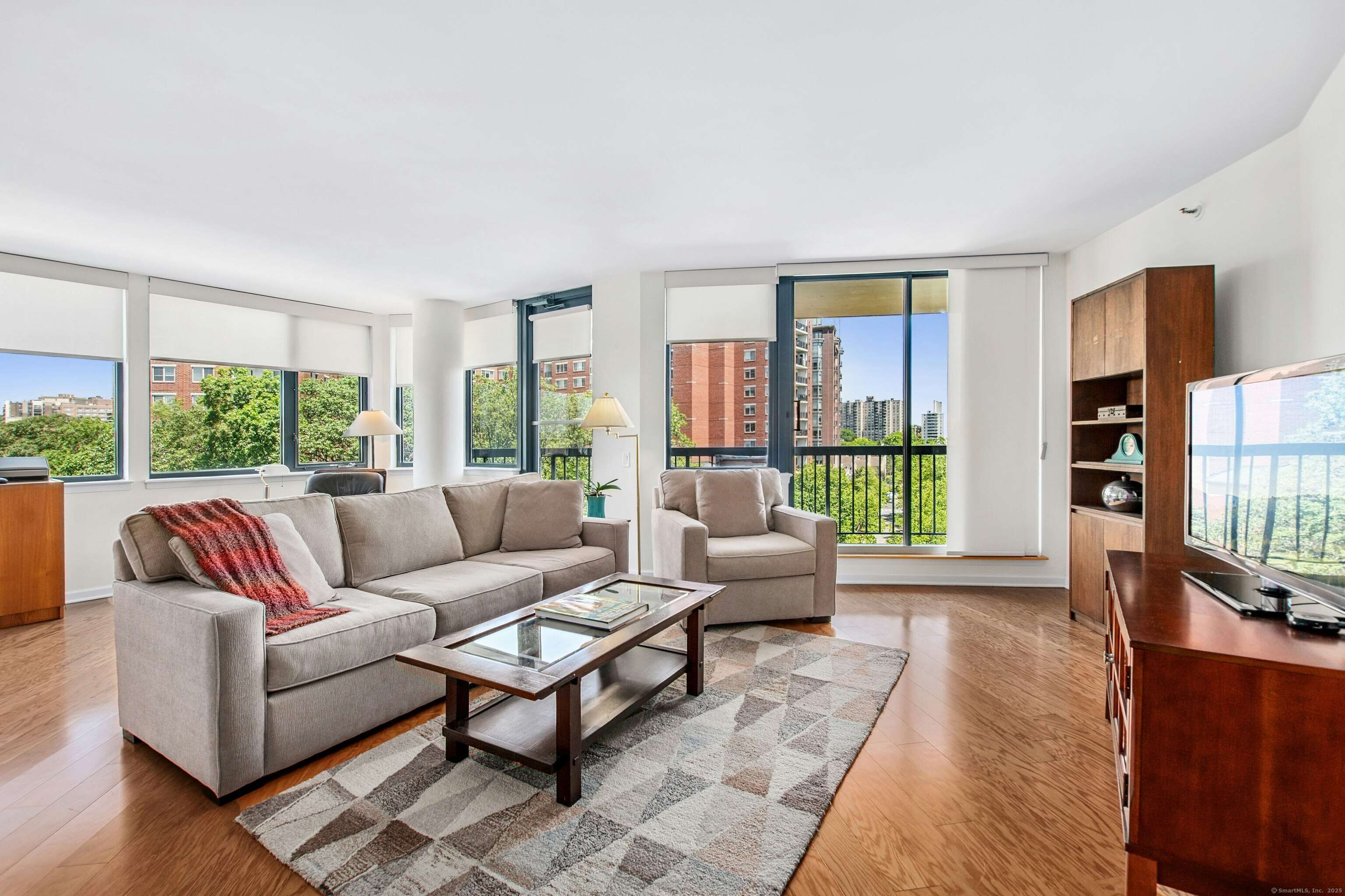 Stamford, CT 06901,25 Forest Street #APT 8D