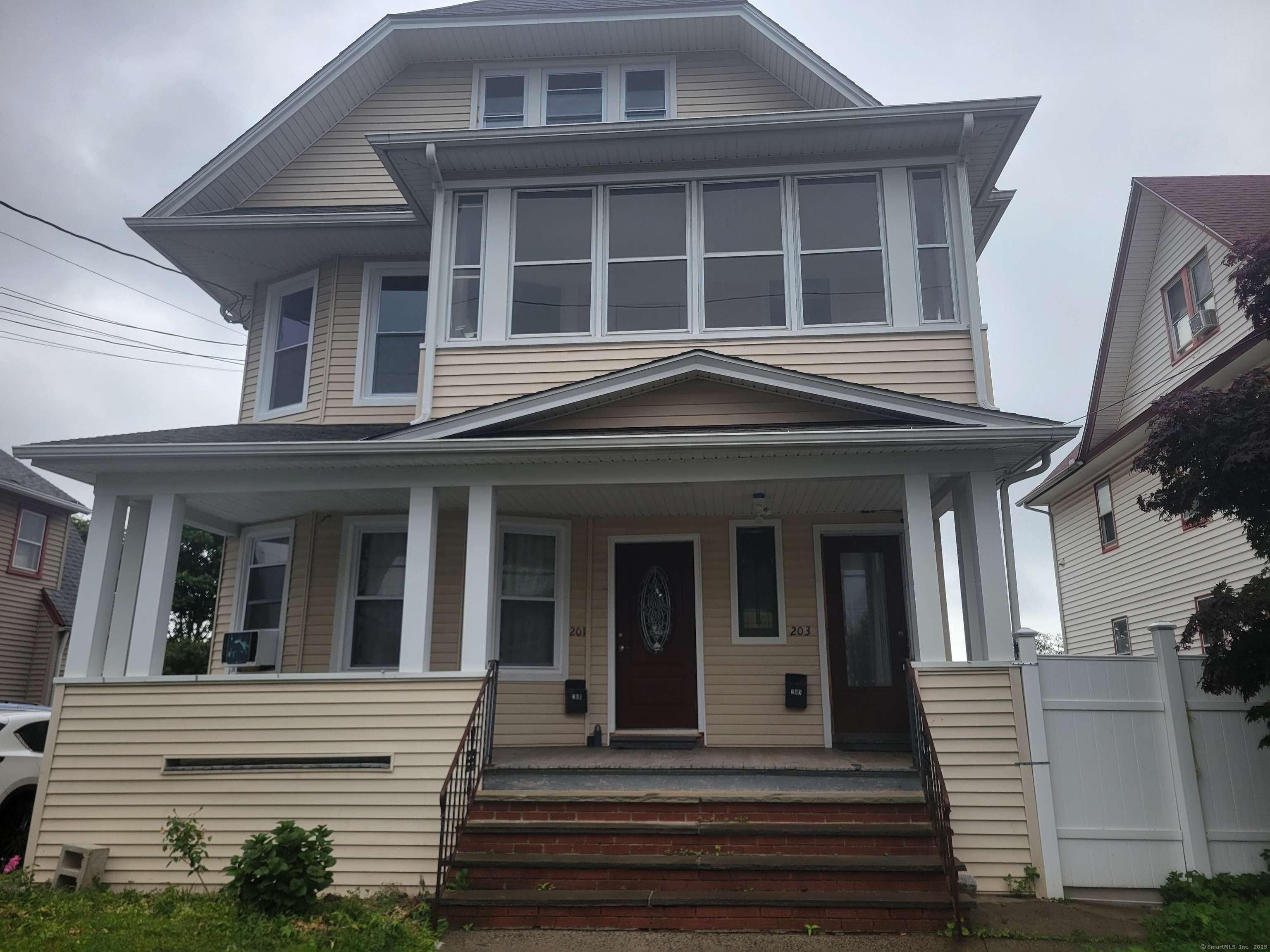 Bridgeport, CT 06606,201 Bronx Avenue #203