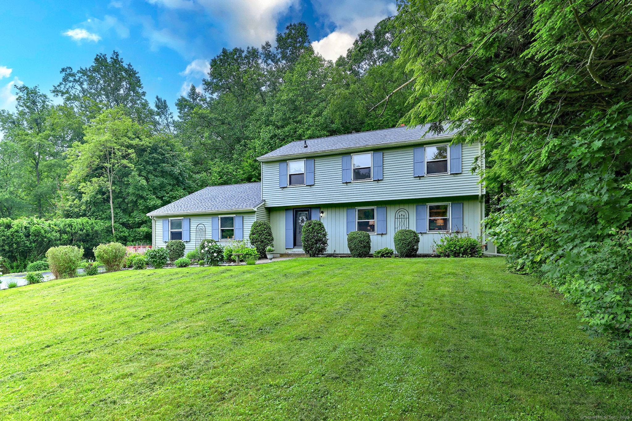 Naugatuck, CT 06770,138 Wildwood Circle