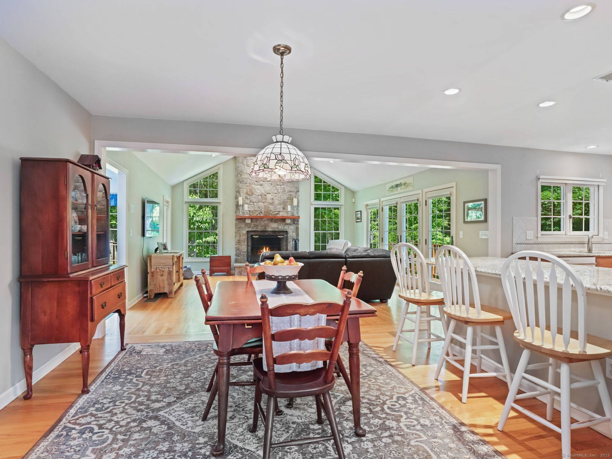 Wilton, CT 06897,52 Grumman Avenue