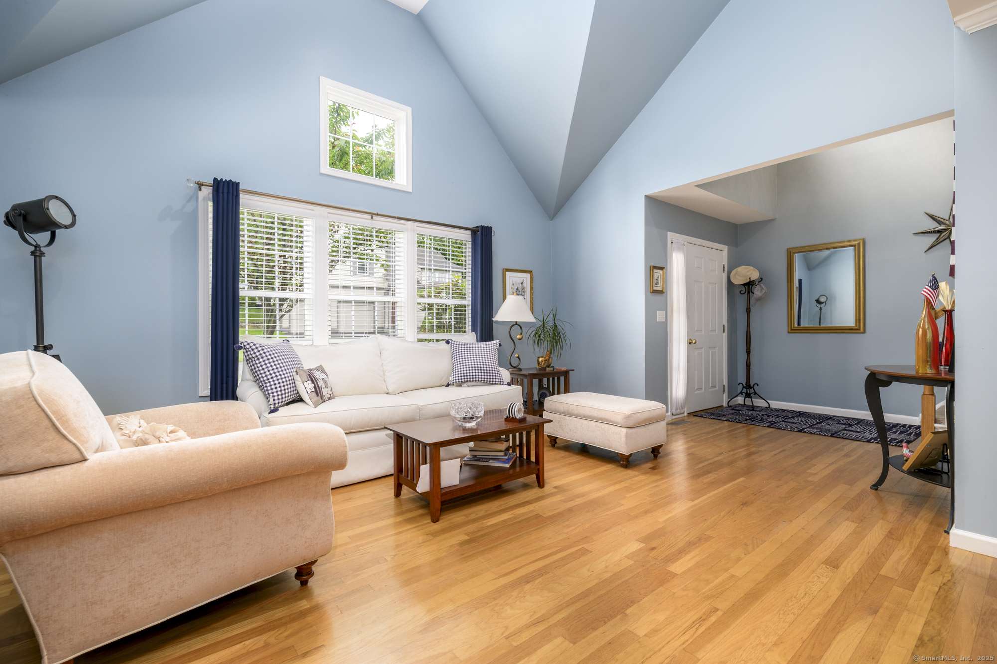 Norwalk, CT 06851,14 Linden Heights #14