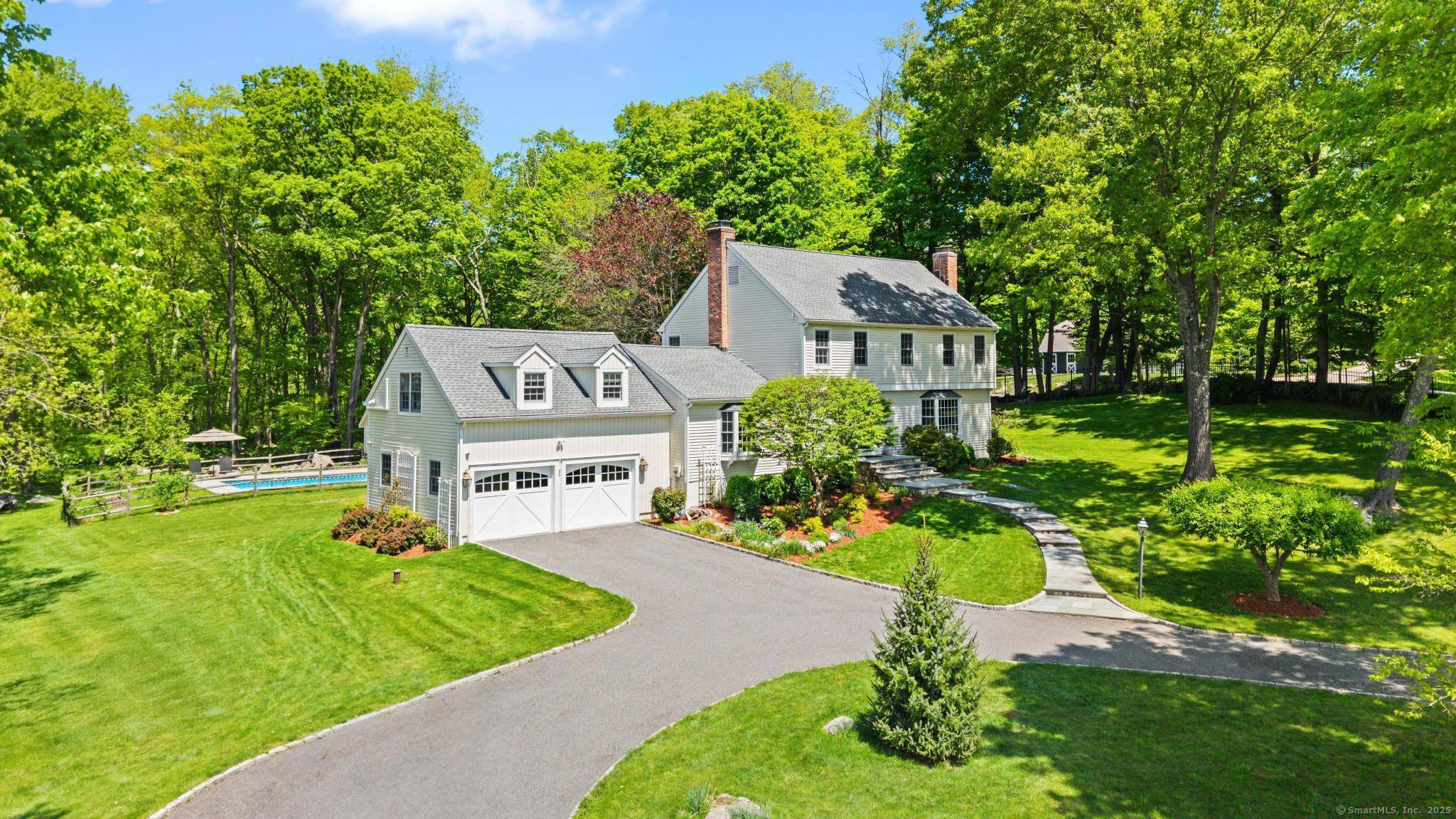 Ridgefield, CT 06877,68 Mopus Bridge Road