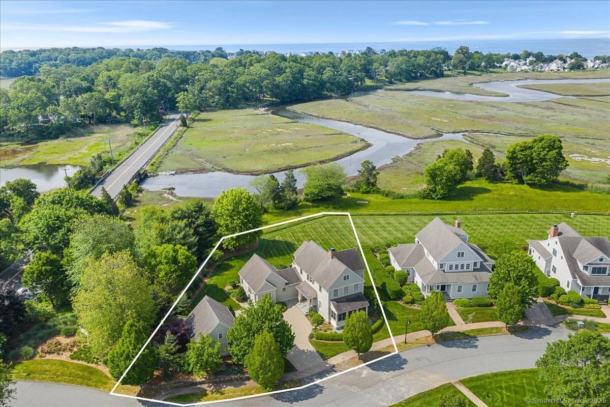 Clinton, CT 06413,1 Osprey Commons South