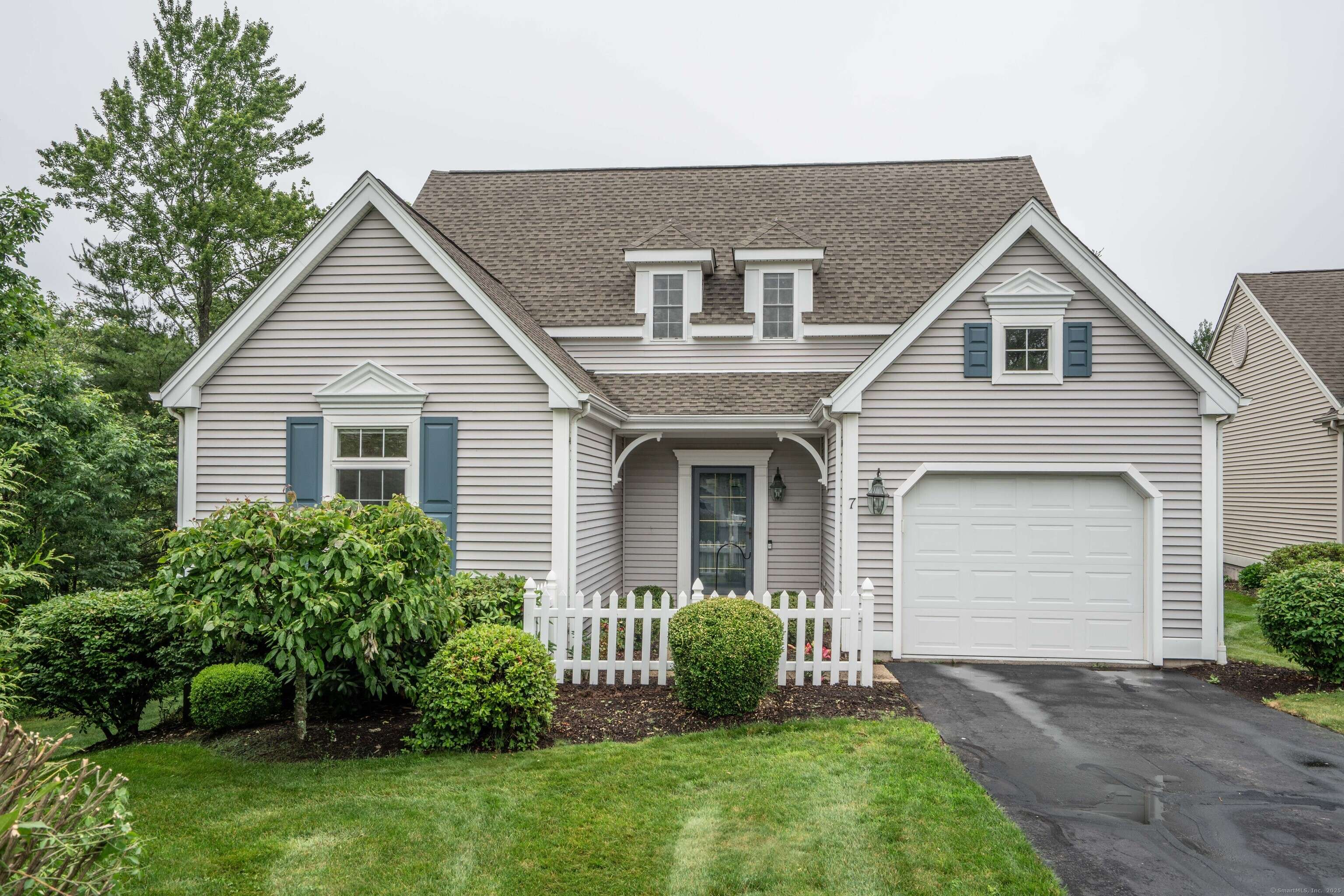 Farmington, CT 06032,7 Sunflower Terrace #7