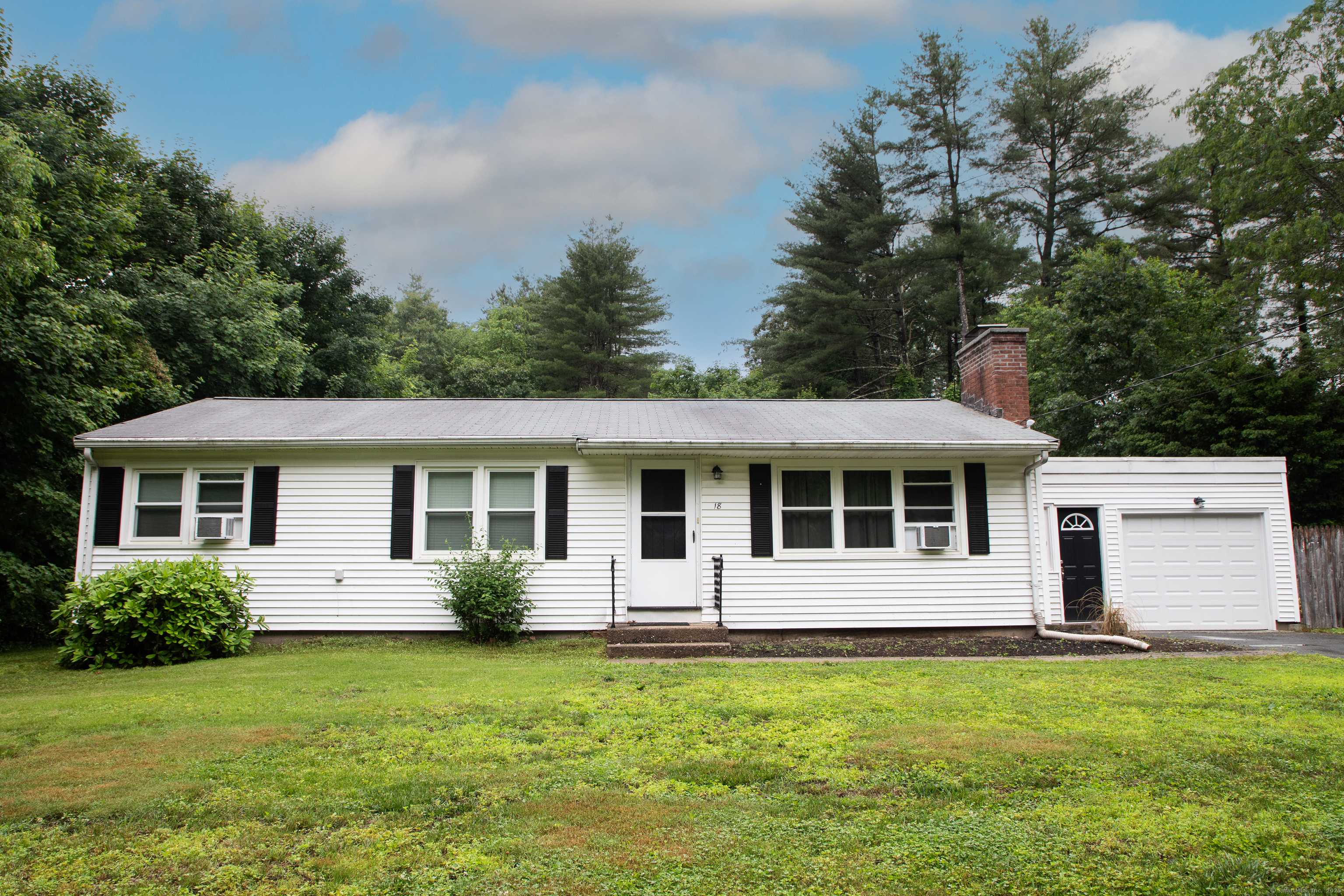 Farmington, CT 06032,18 Girard Avenue