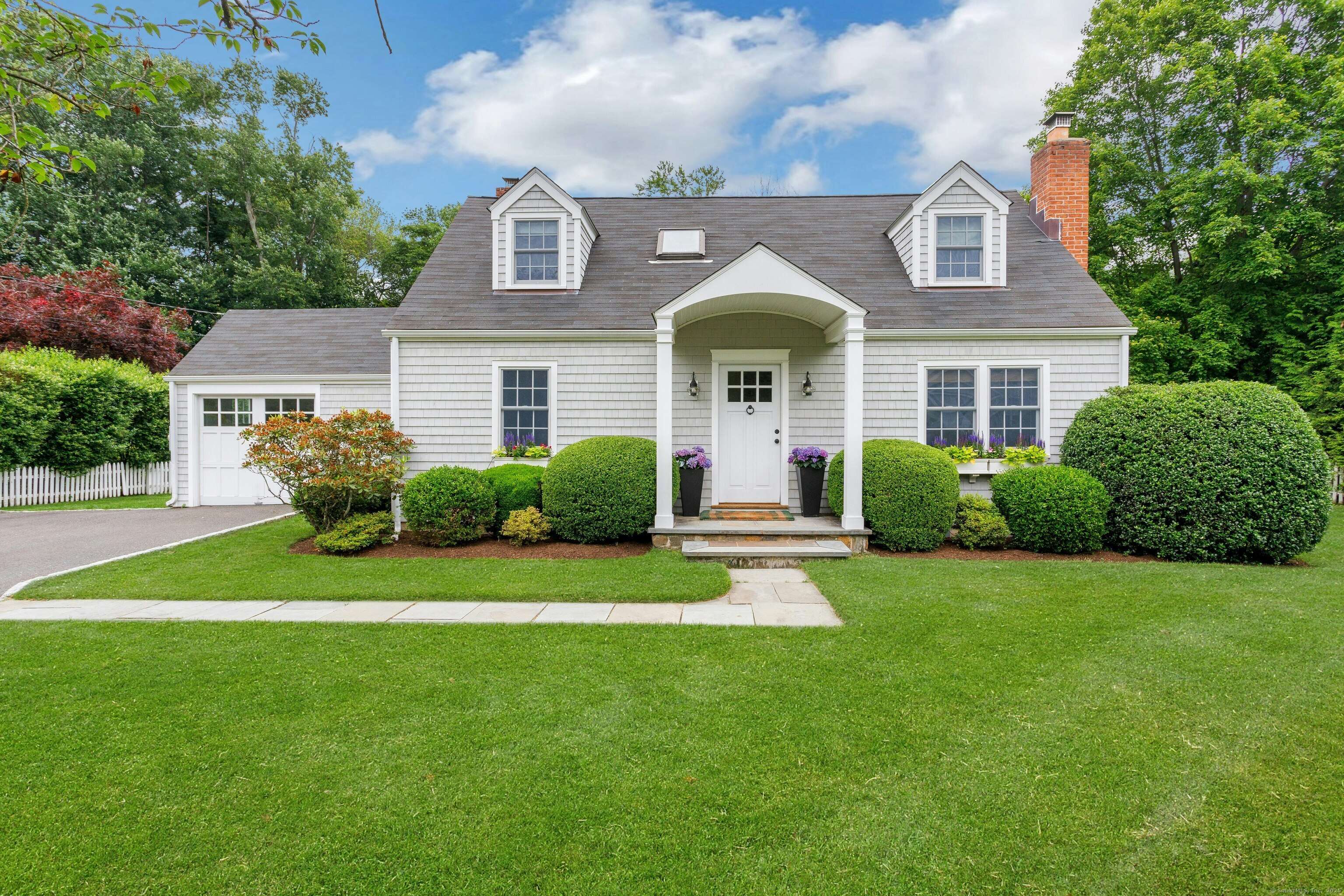 Darien, CT 06820,4 Old Stone Road