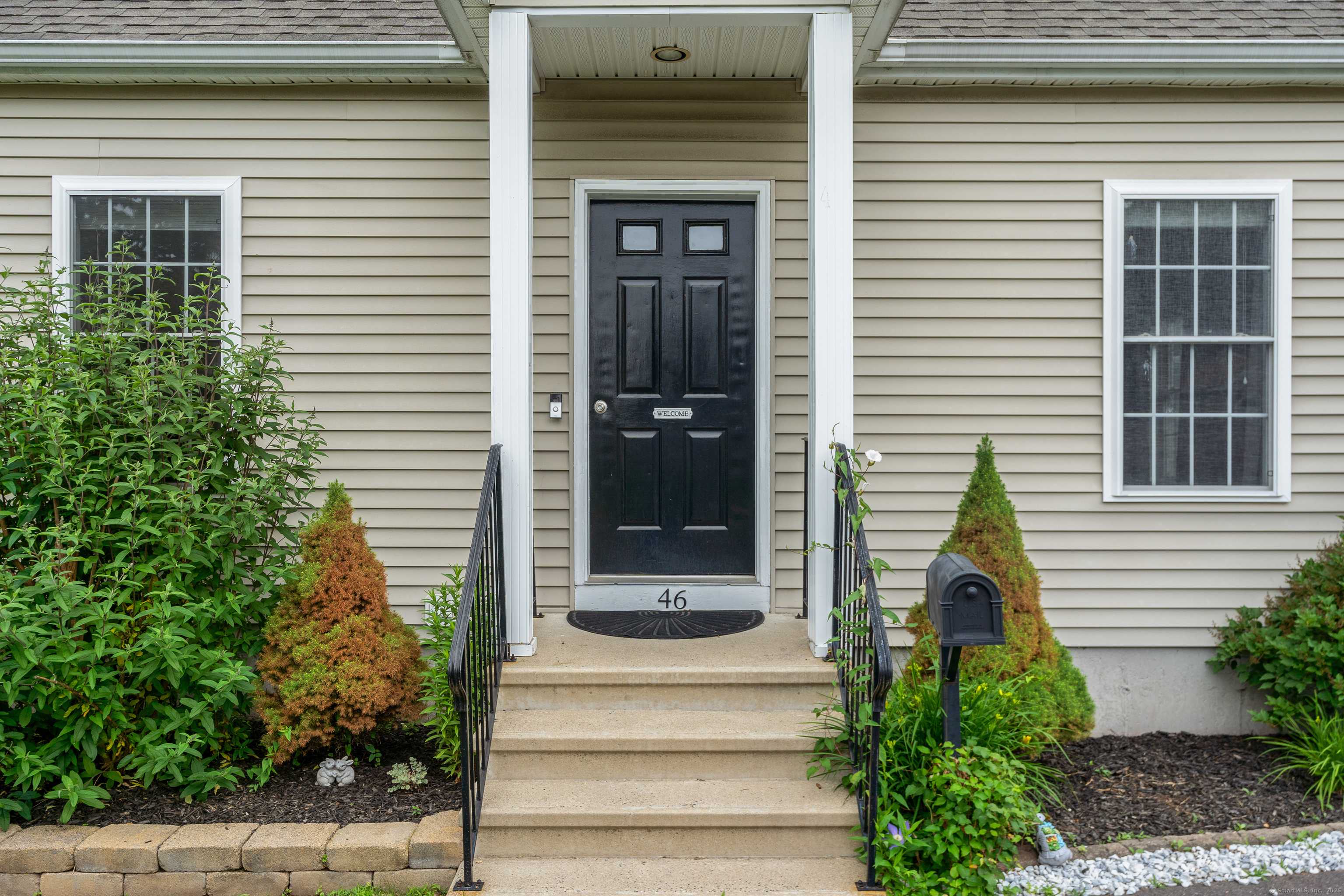 Middletown, CT 06457,46 Dewey Street