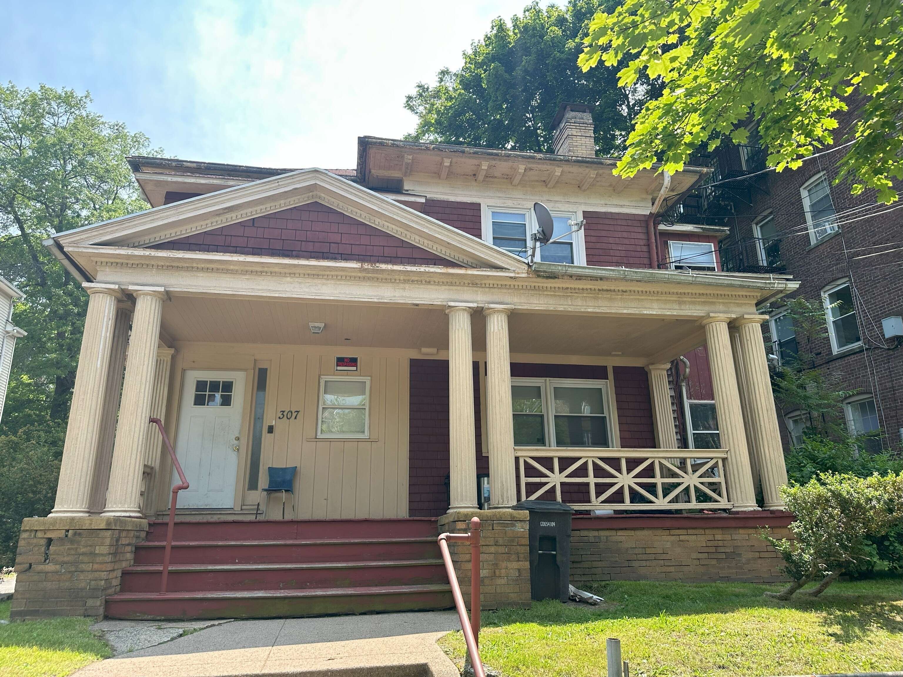 New Haven, CT 06511,307 Winthrop Avenue