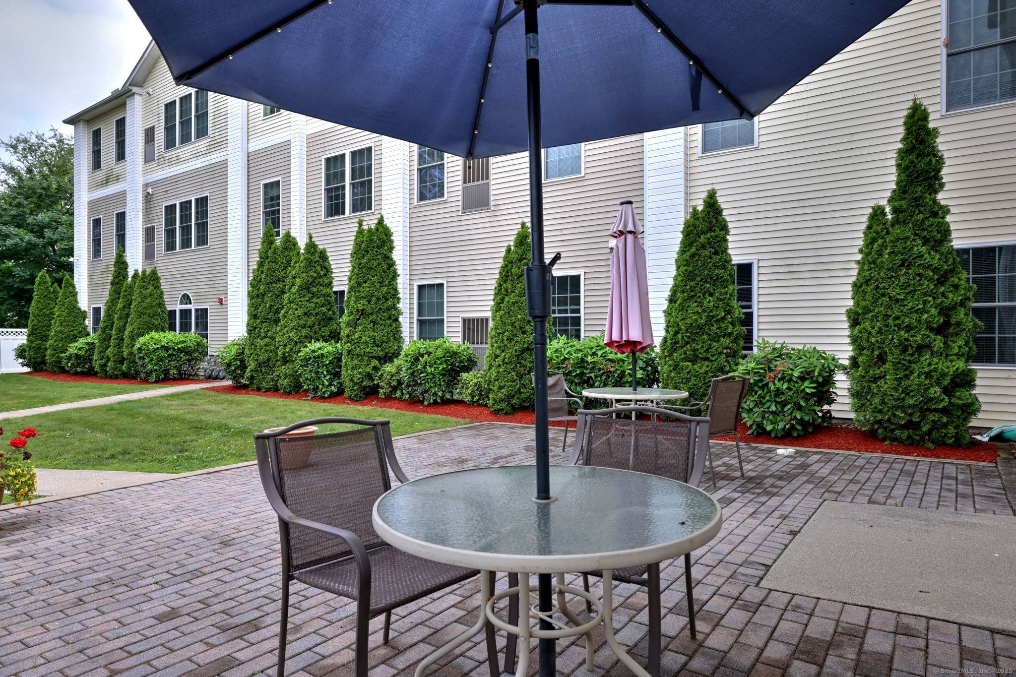 West Haven, CT 06516,510 First Avenue #306