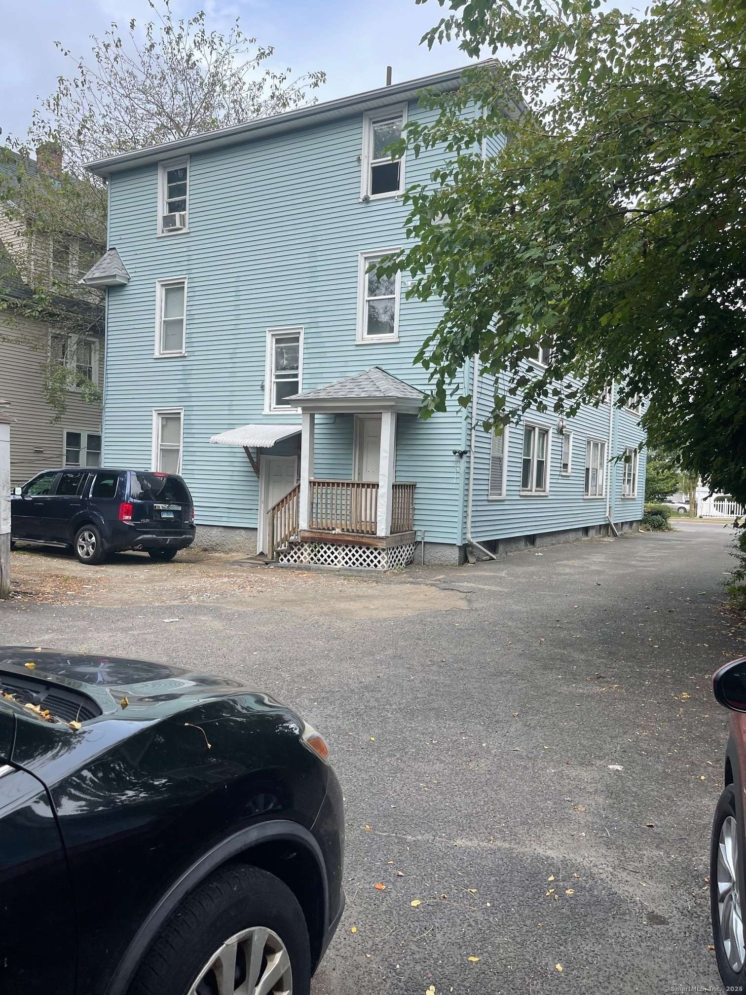 Bridgeport, CT 06604,1921 North Avenue #1st flr