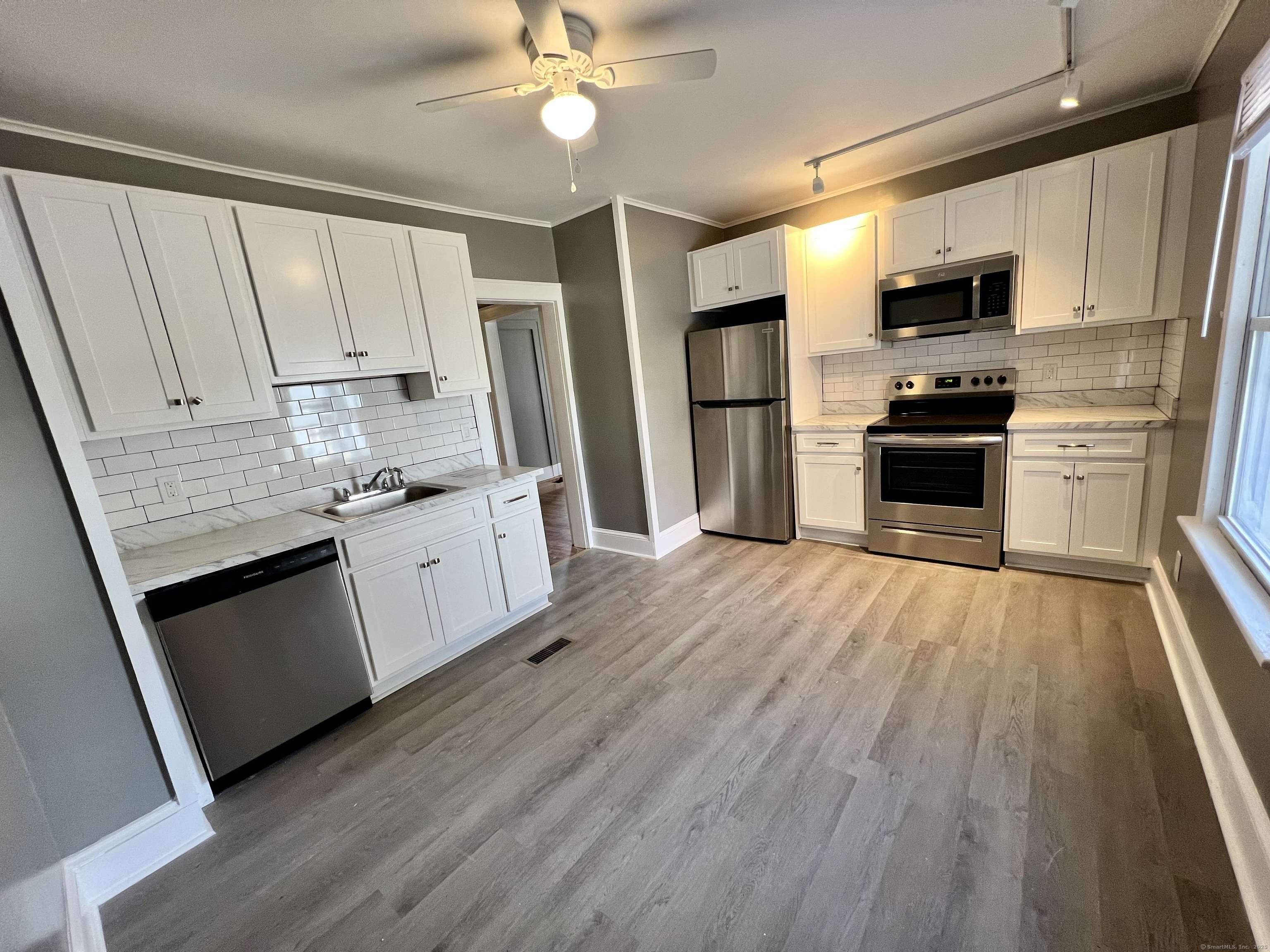 Milford, CT 06460,80 Cherry Street